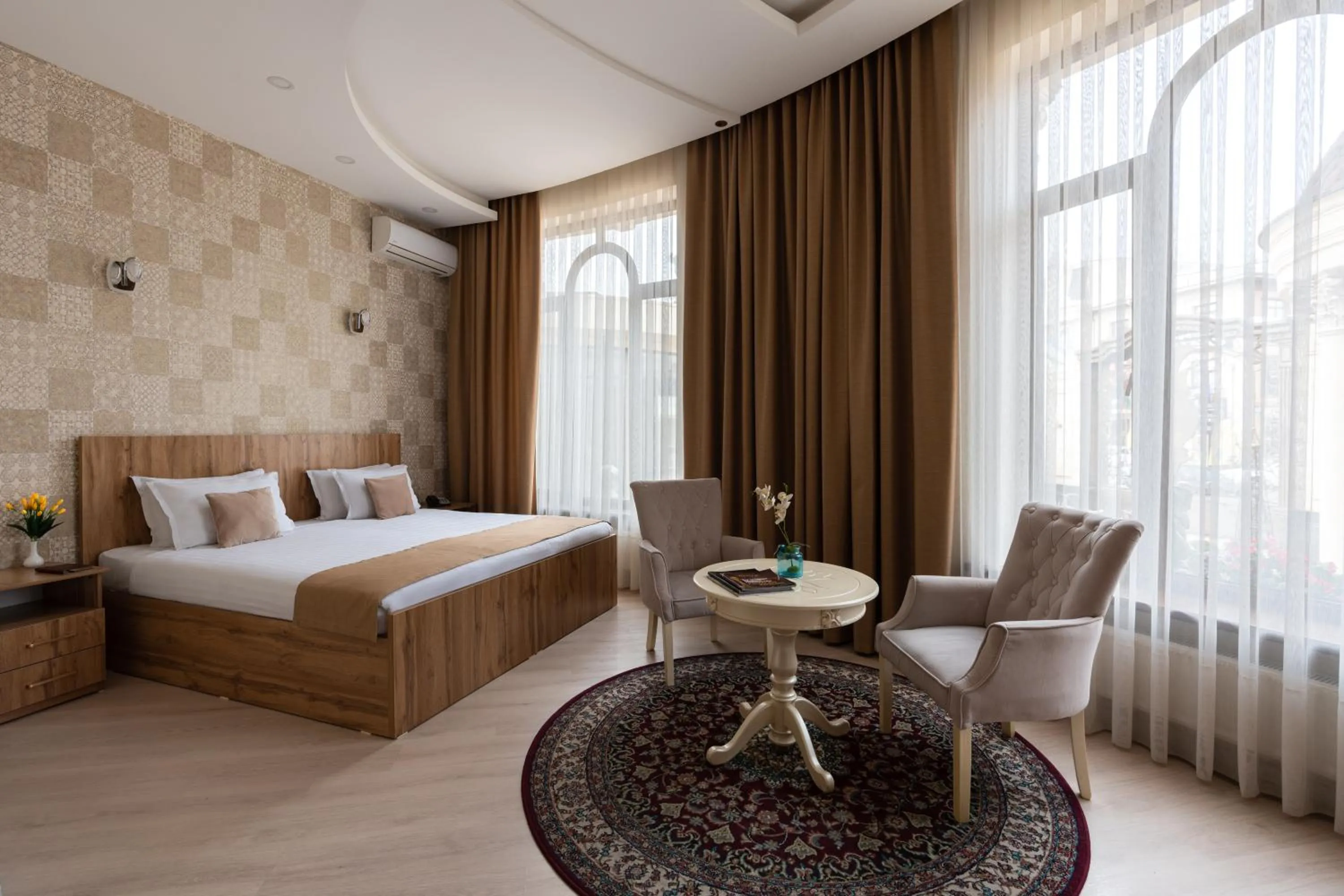 Photo of the whole room, Bed in Shoxjahon Hotel - 600 Mbps Internet