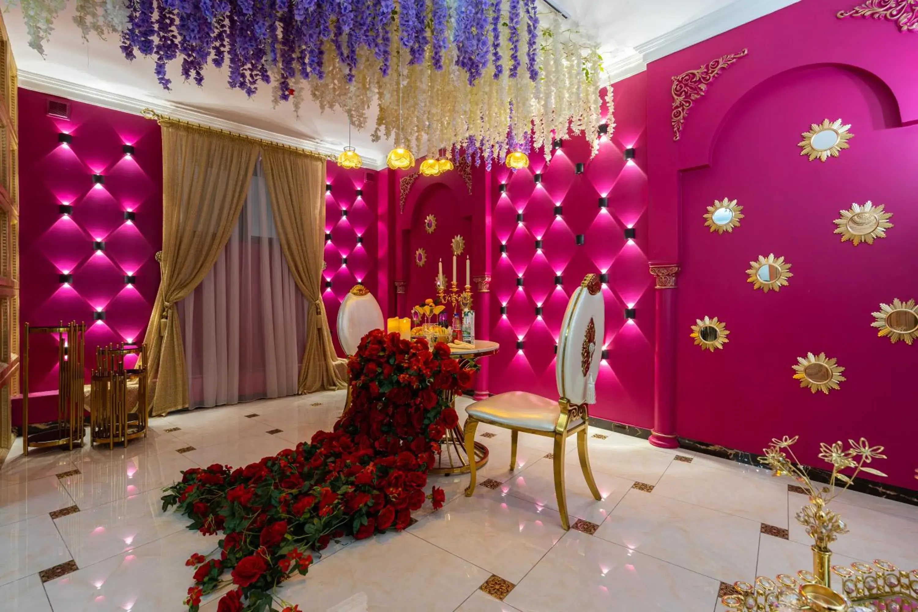 Restaurant/places to eat in Shoxjahon Hotel - 600 Mbps Internet Restaurant/places to eat in Shoxjahon Hotel - 600 Mbps Internet