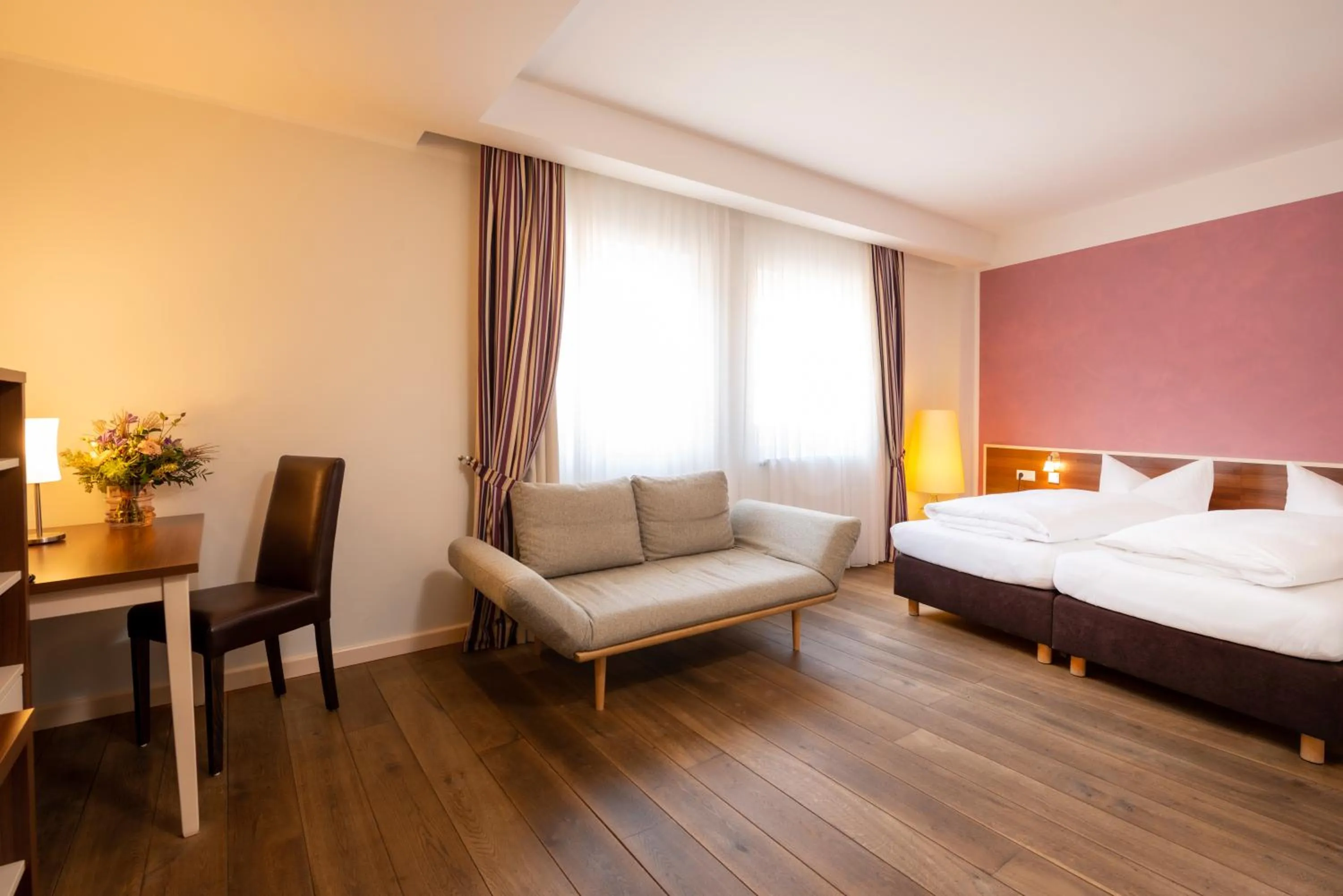 Photo of the whole room, Bed in BEHLs Genusshotel im Brennhaus