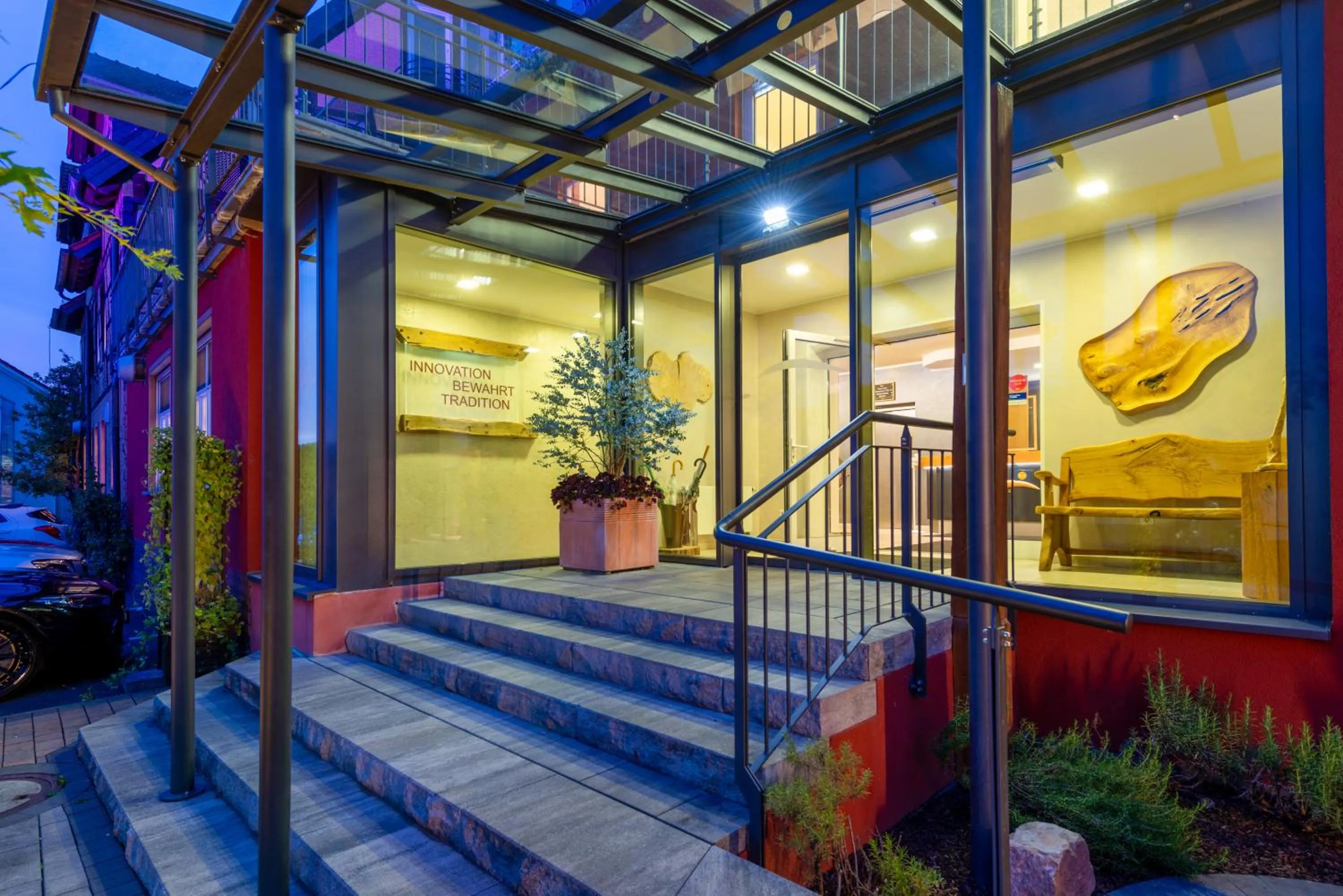 Facade/entrance in BEHLs Genusshotel im Brennhaus