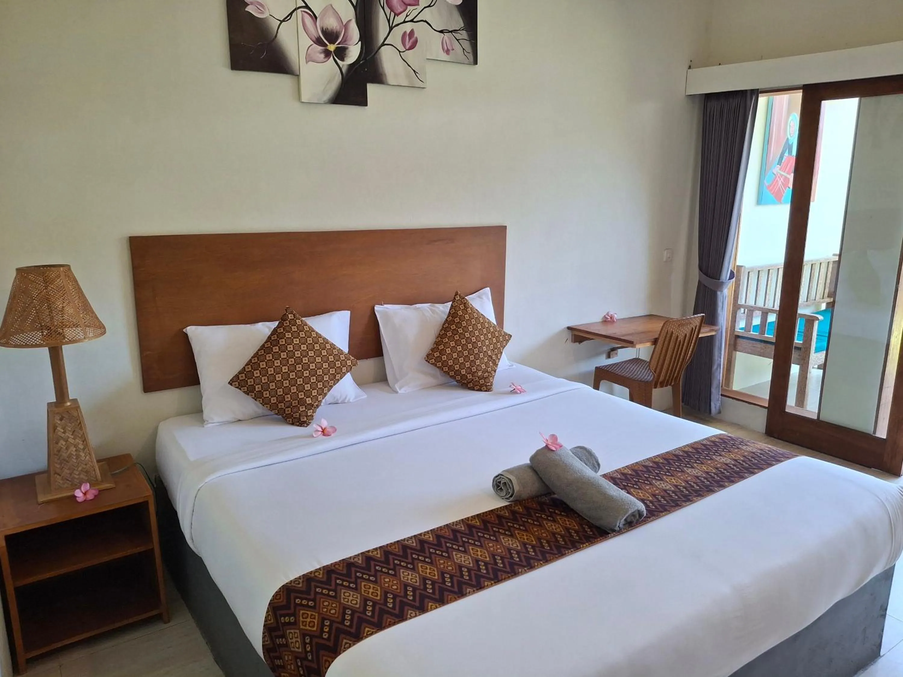 Bed in Sammy Cottage Senggigi