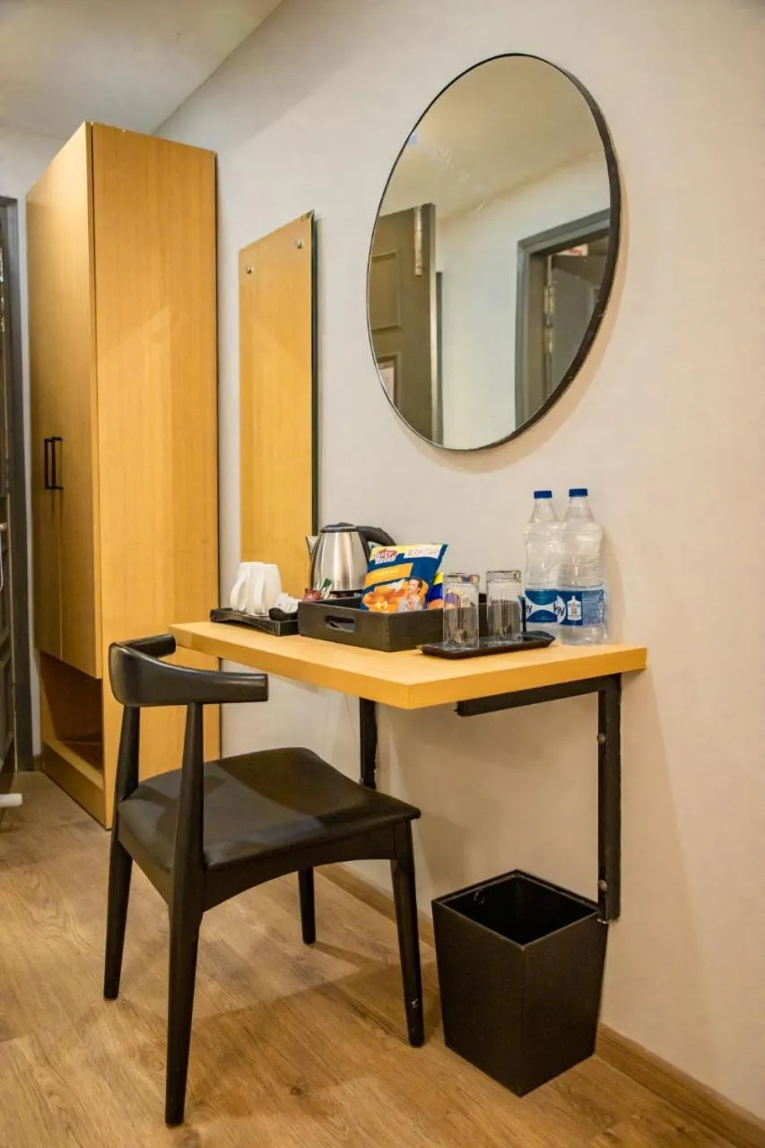 Property building in GoldenKeys Inn