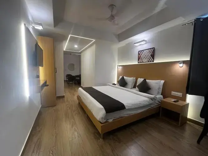 Bed in GoldenKeys Inn Bed in GoldenKeys Inn