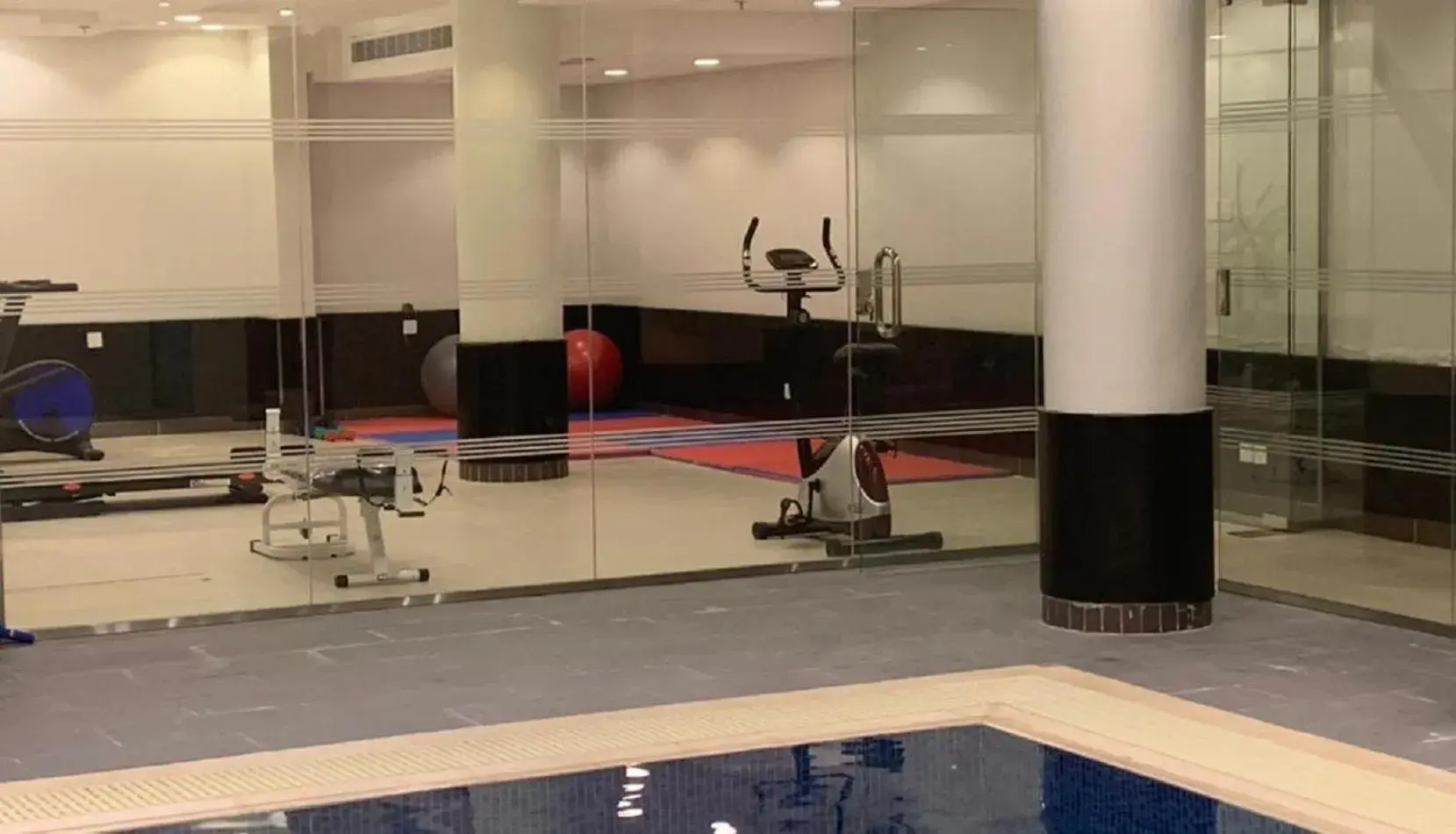 Fitness centre/facilities in Iris Boutique Granada Fitness centre/facilities in Iris Boutique Granada