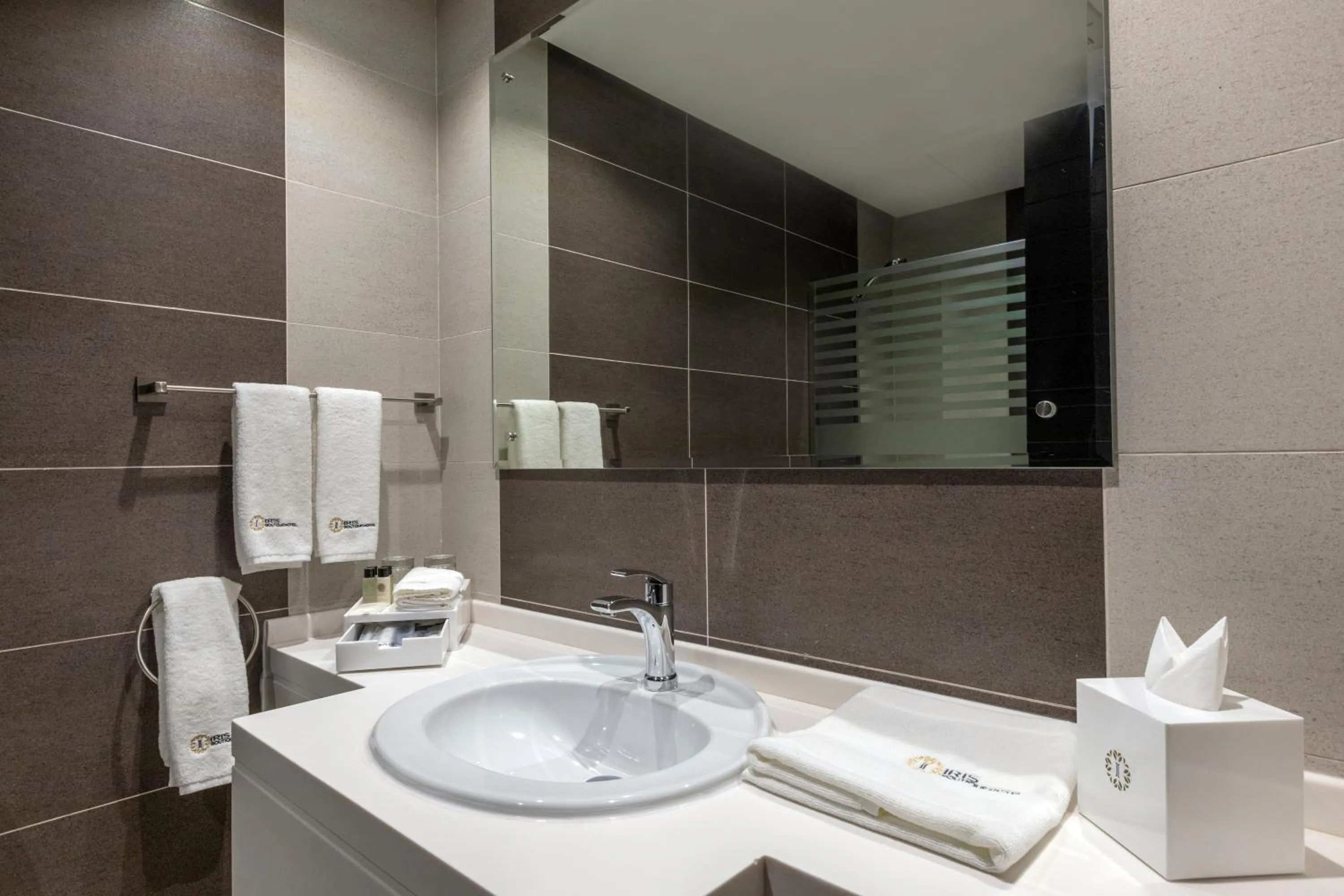 Toilet in Iris Boutique Granada