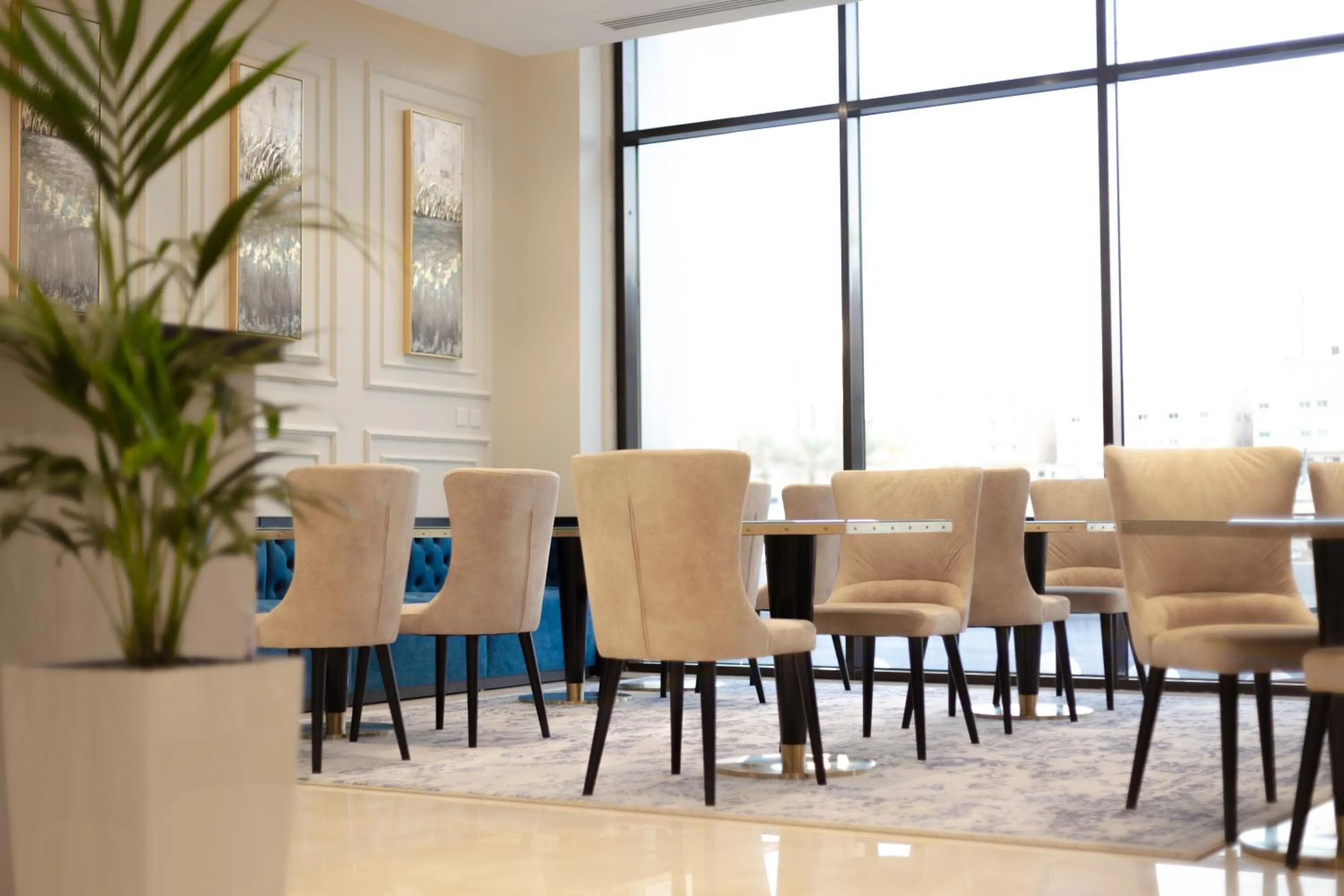 Seating area in Iris Boutique Granada