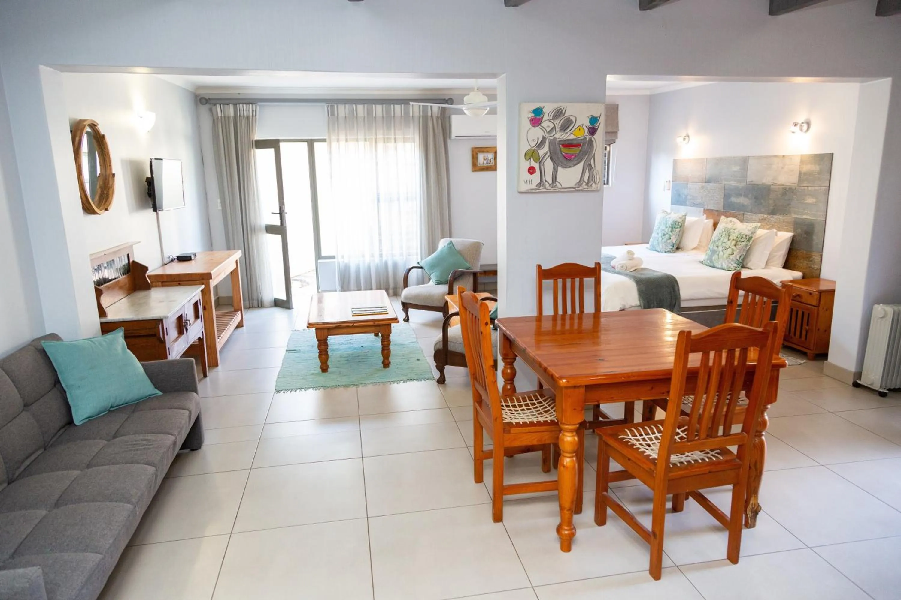 Seating area in Glen Maine Guest House