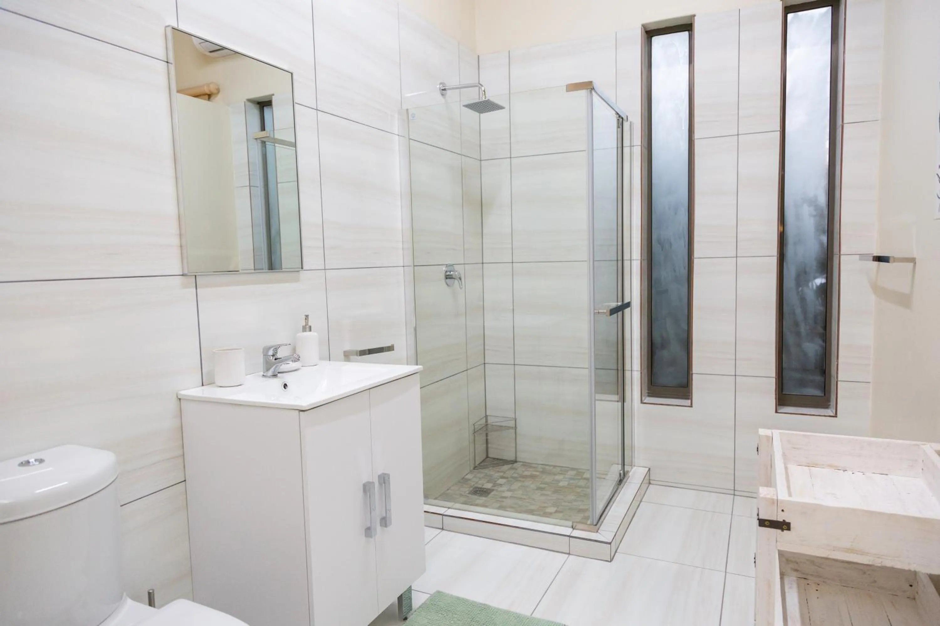 Bathroom in Glen Maine Guest House