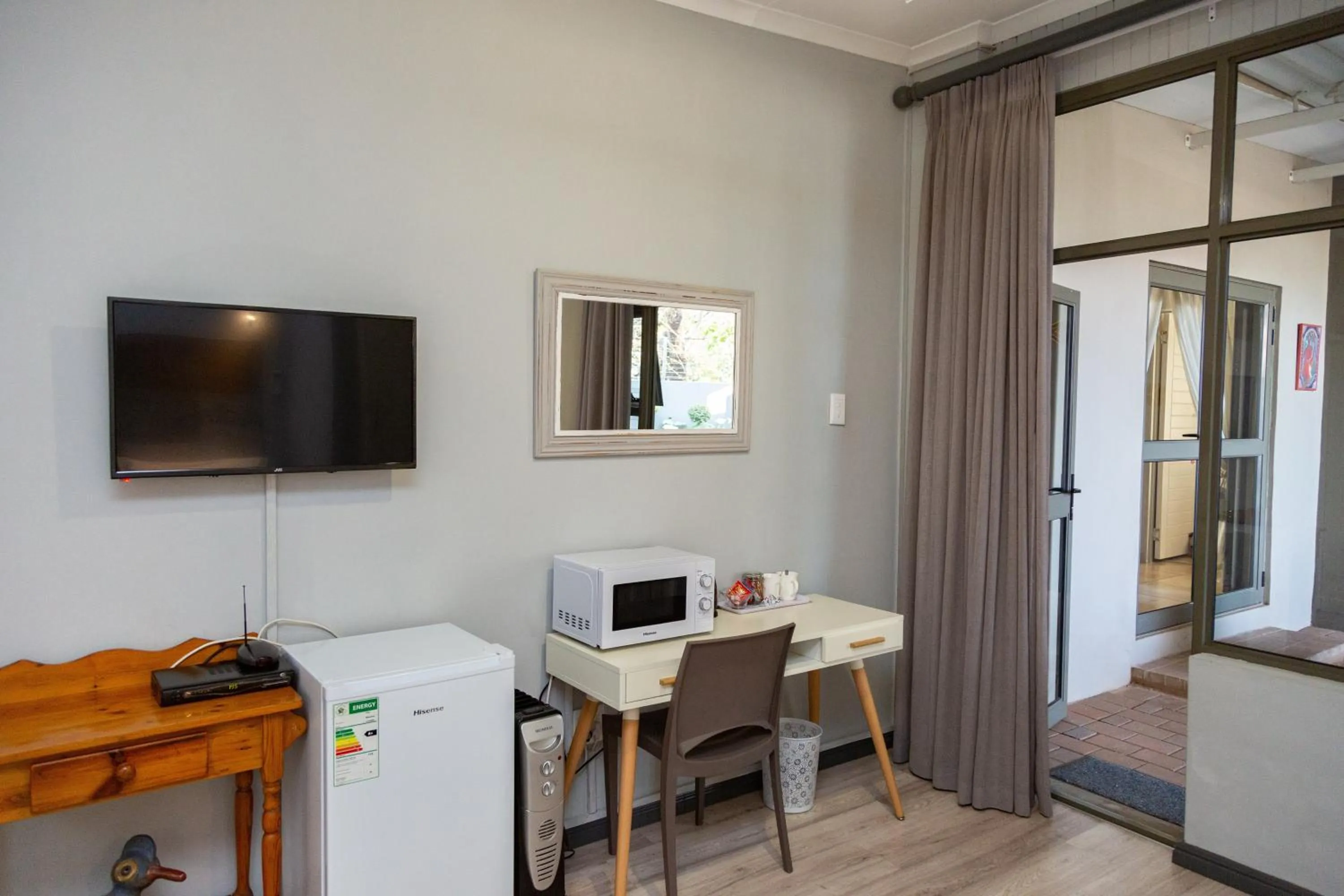 TV and multimedia in Glen Maine Guest House