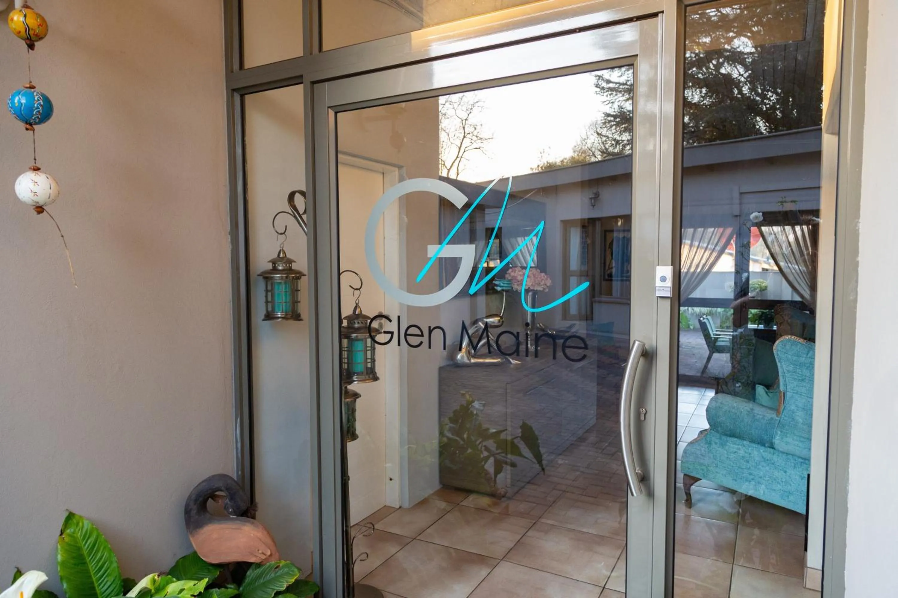 Facade/entrance in Glen Maine Guest House