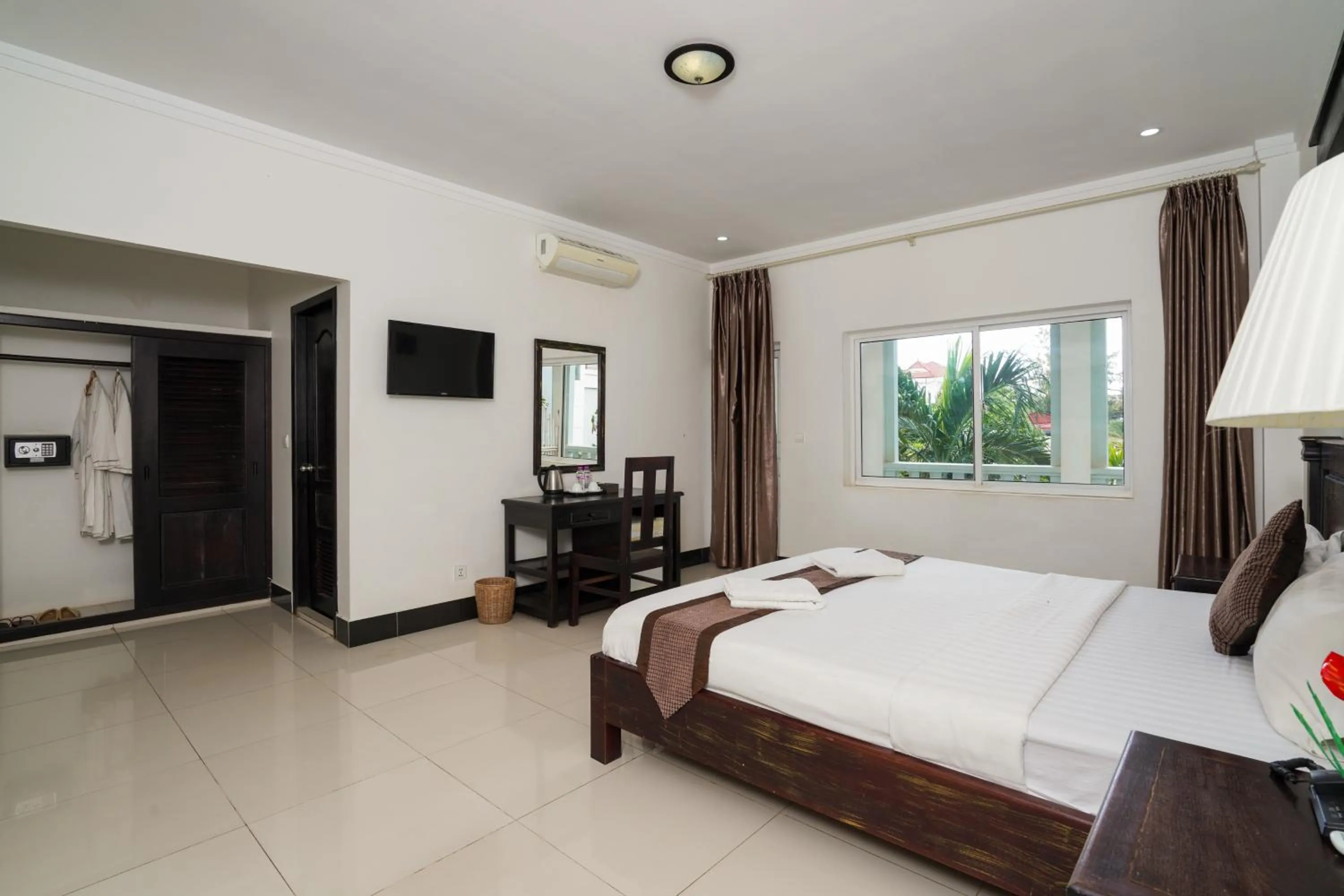 Bedroom in Tan Sokchea Boutique