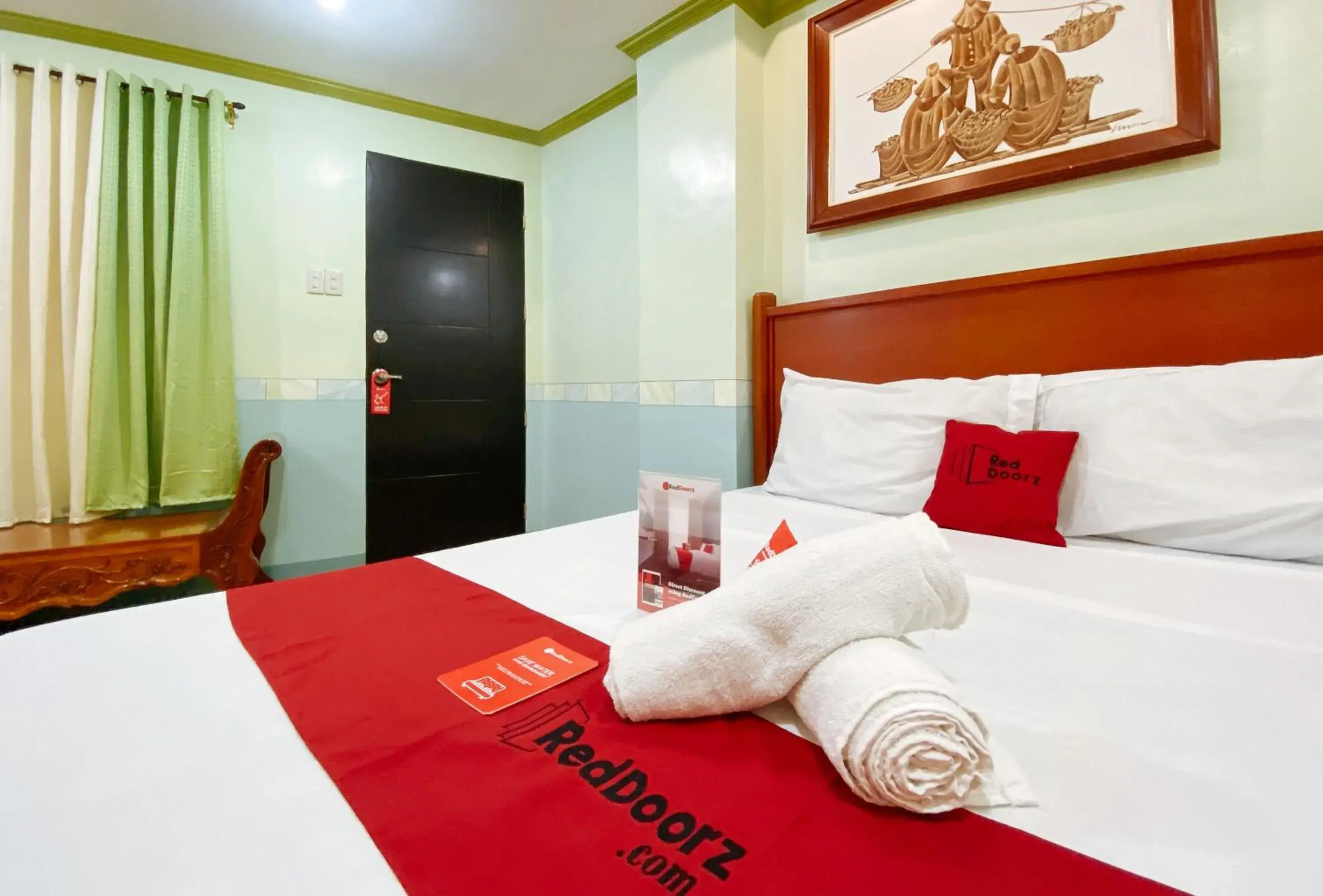 Suite in RedDoorz @ Calapandayan Subic Zambales Suite in RedDoorz @ Calapandayan Subic Zambales