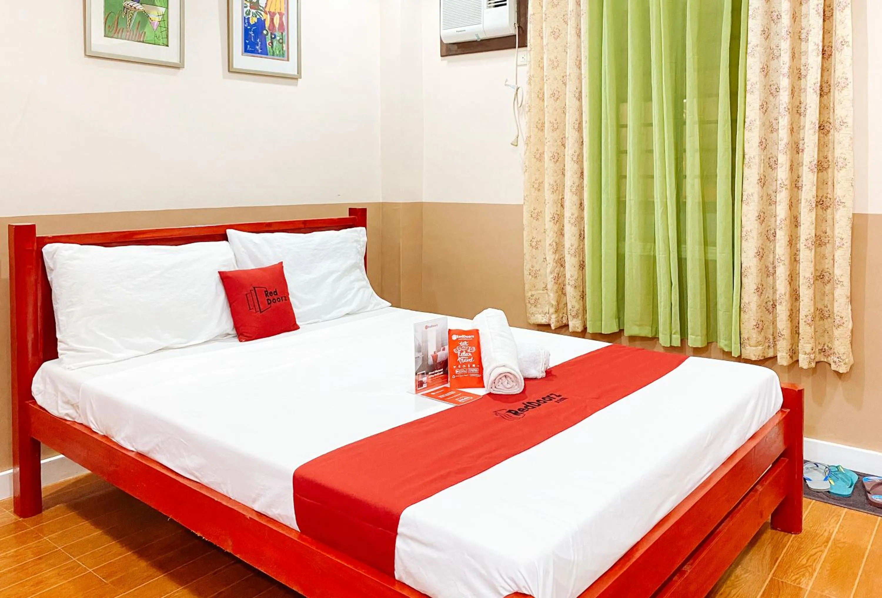 Bed in RedDoorz @ Calapandayan Subic Zambales
