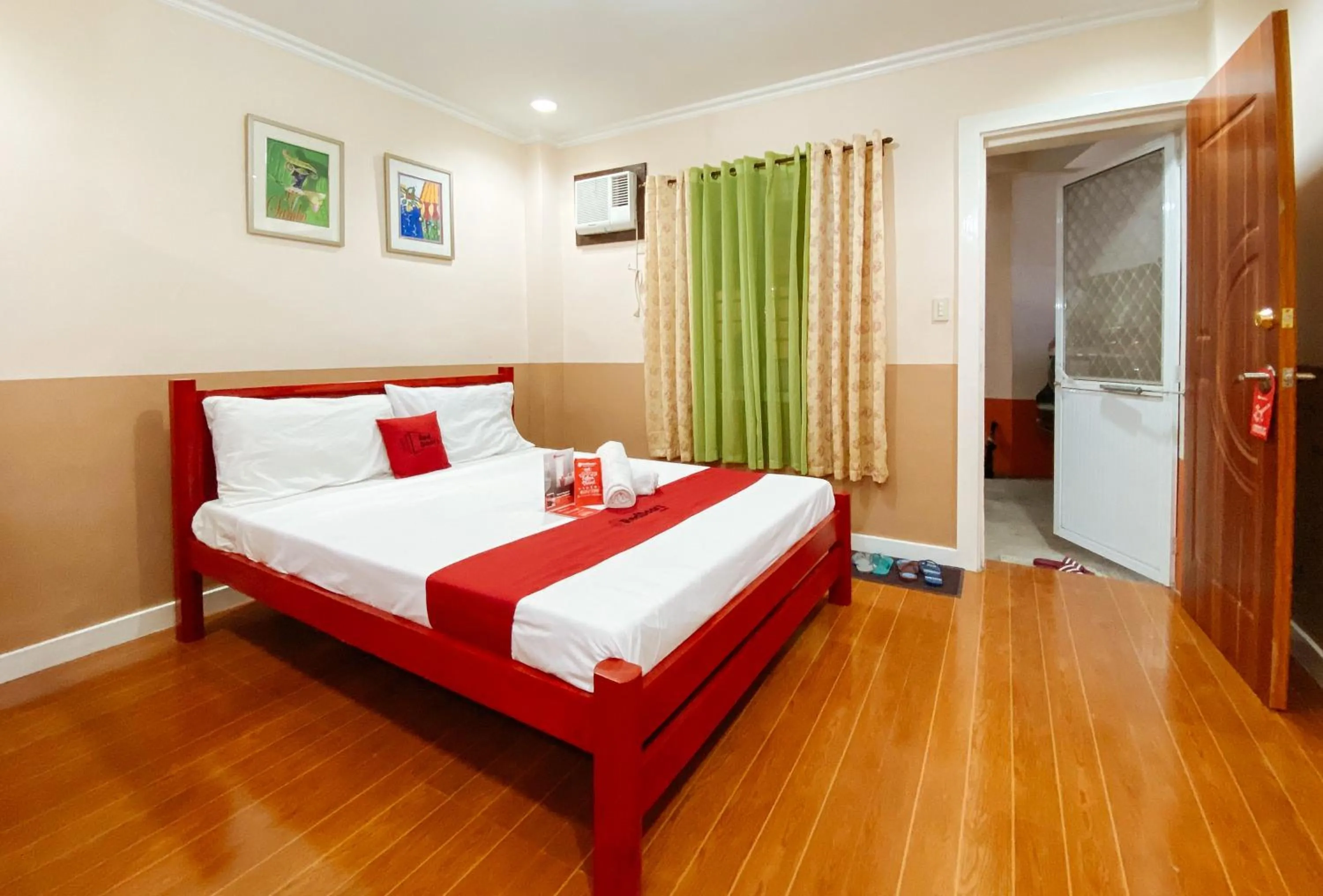 Bed in RedDoorz @ Calapandayan Subic Zambales