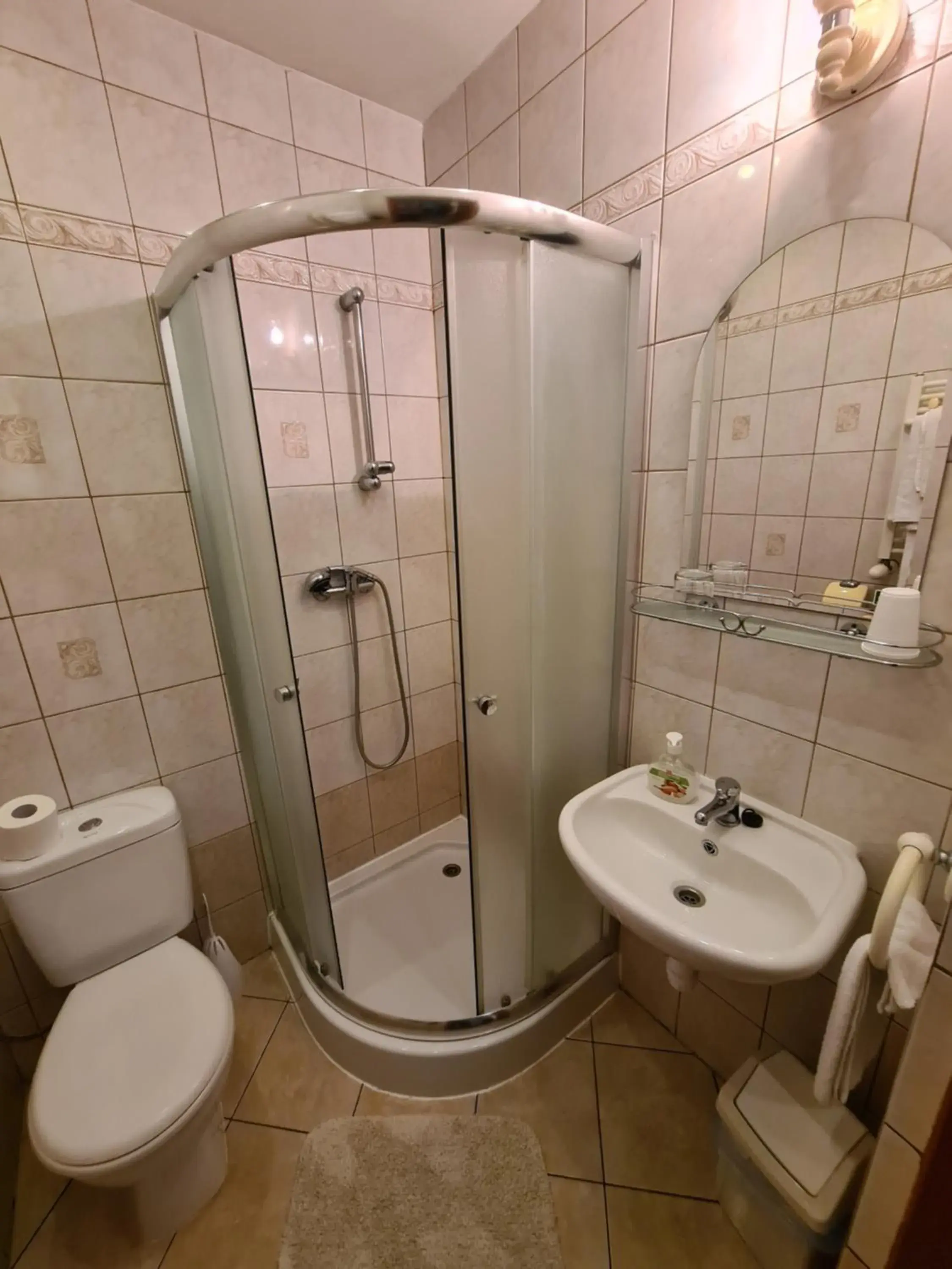 Standard Double Room in Zajazd Motel Staropolski Standard Double Room in Zajazd Motel Staropolski