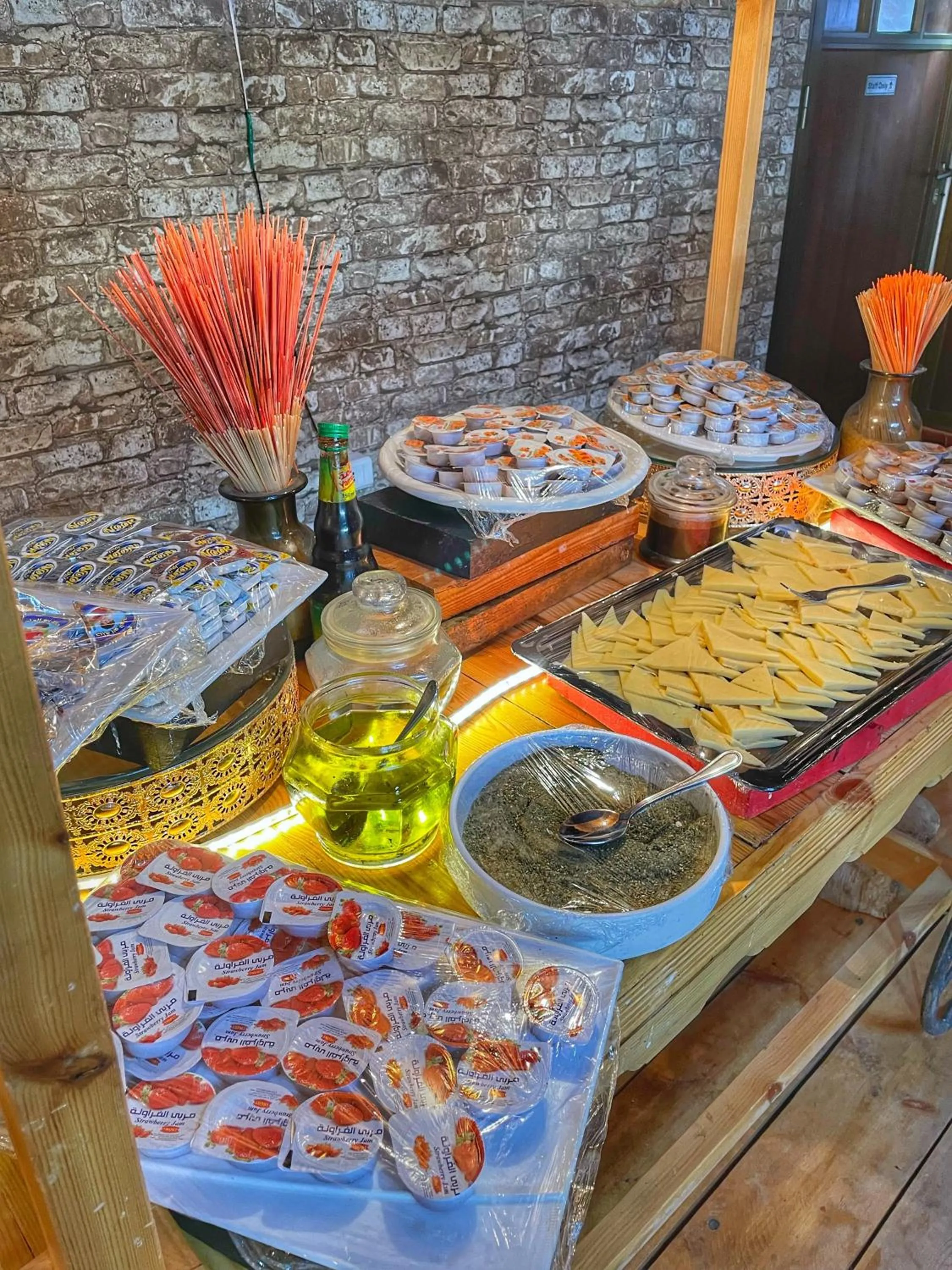 Breakfast in Rum Oasis Luxury Camp