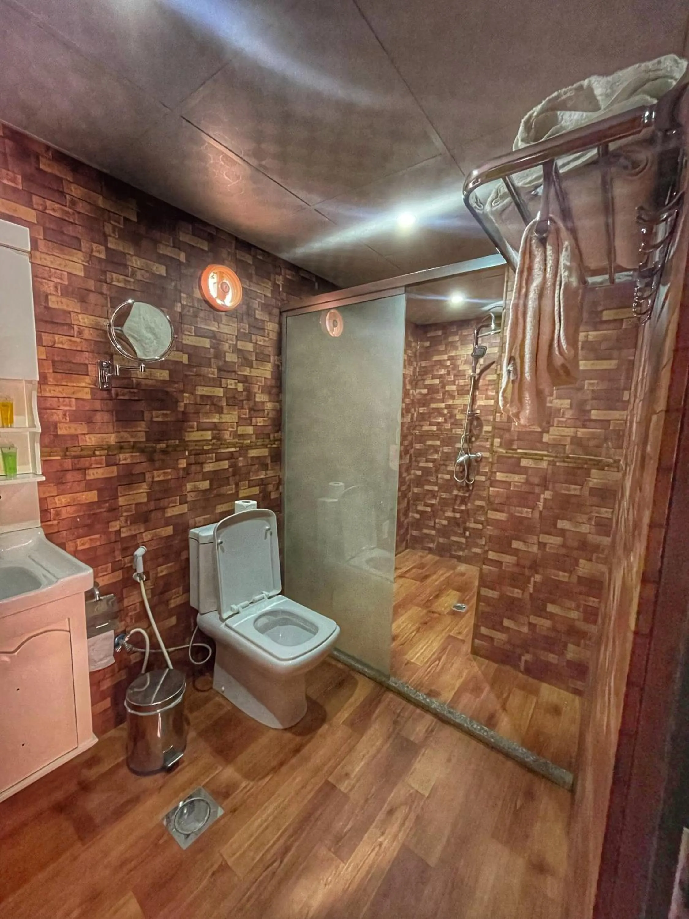 Bathroom in Rum Oasis Luxury Camp