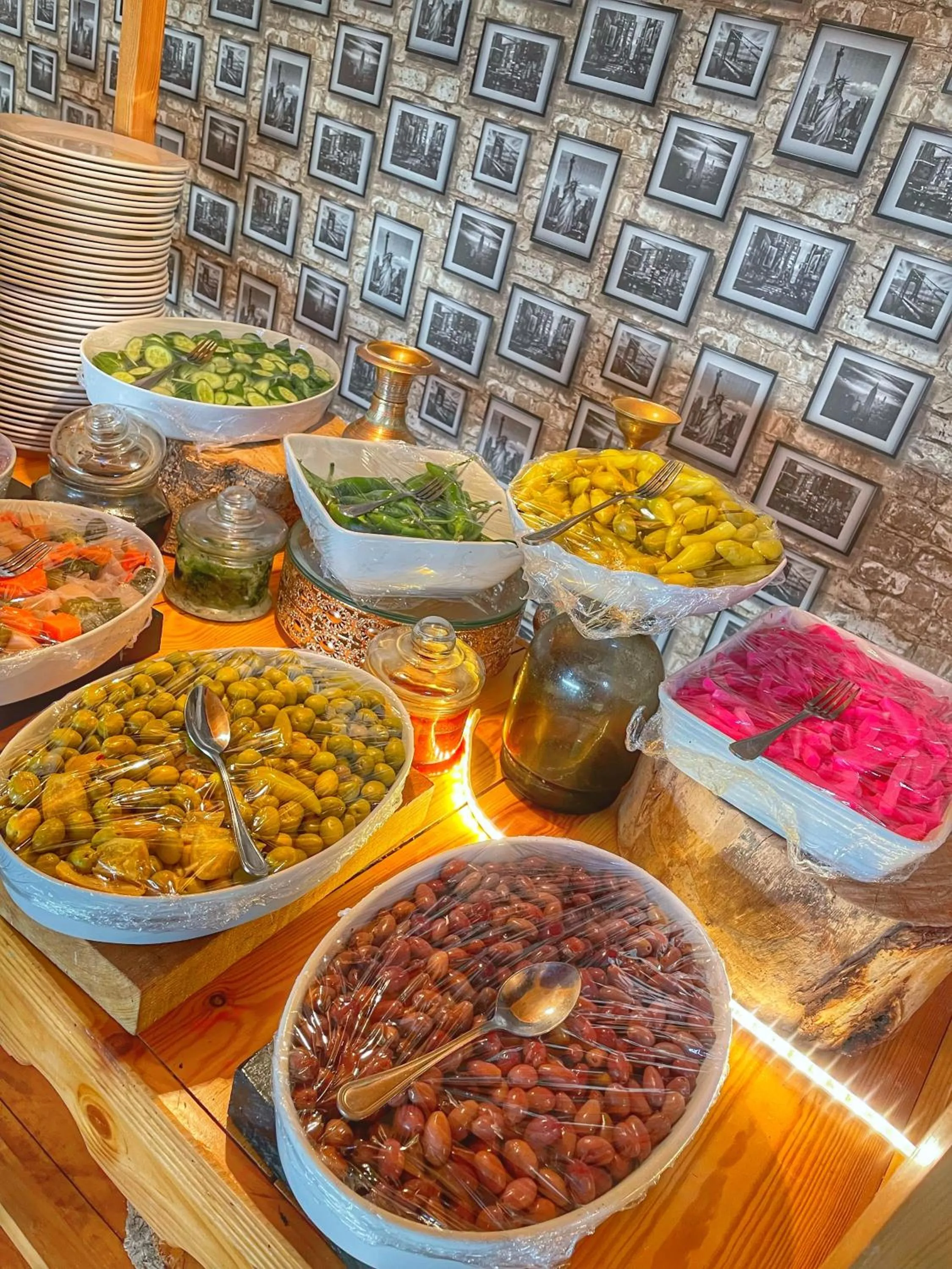 Breakfast in Rum Oasis Luxury Camp