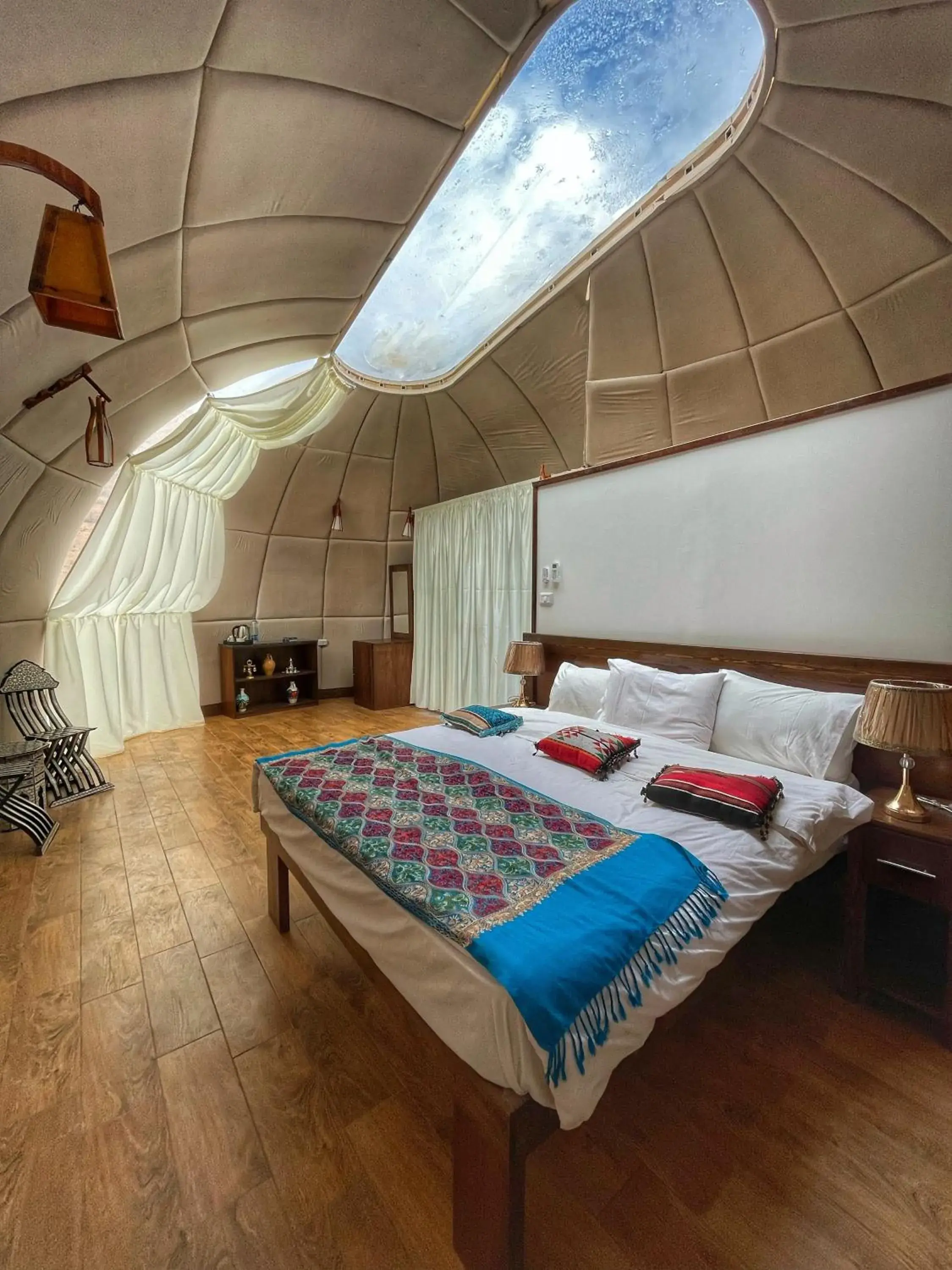 Luxury Bubble in Rum Oasis Luxury Camp Luxury Bubble in Rum Oasis Luxury Camp