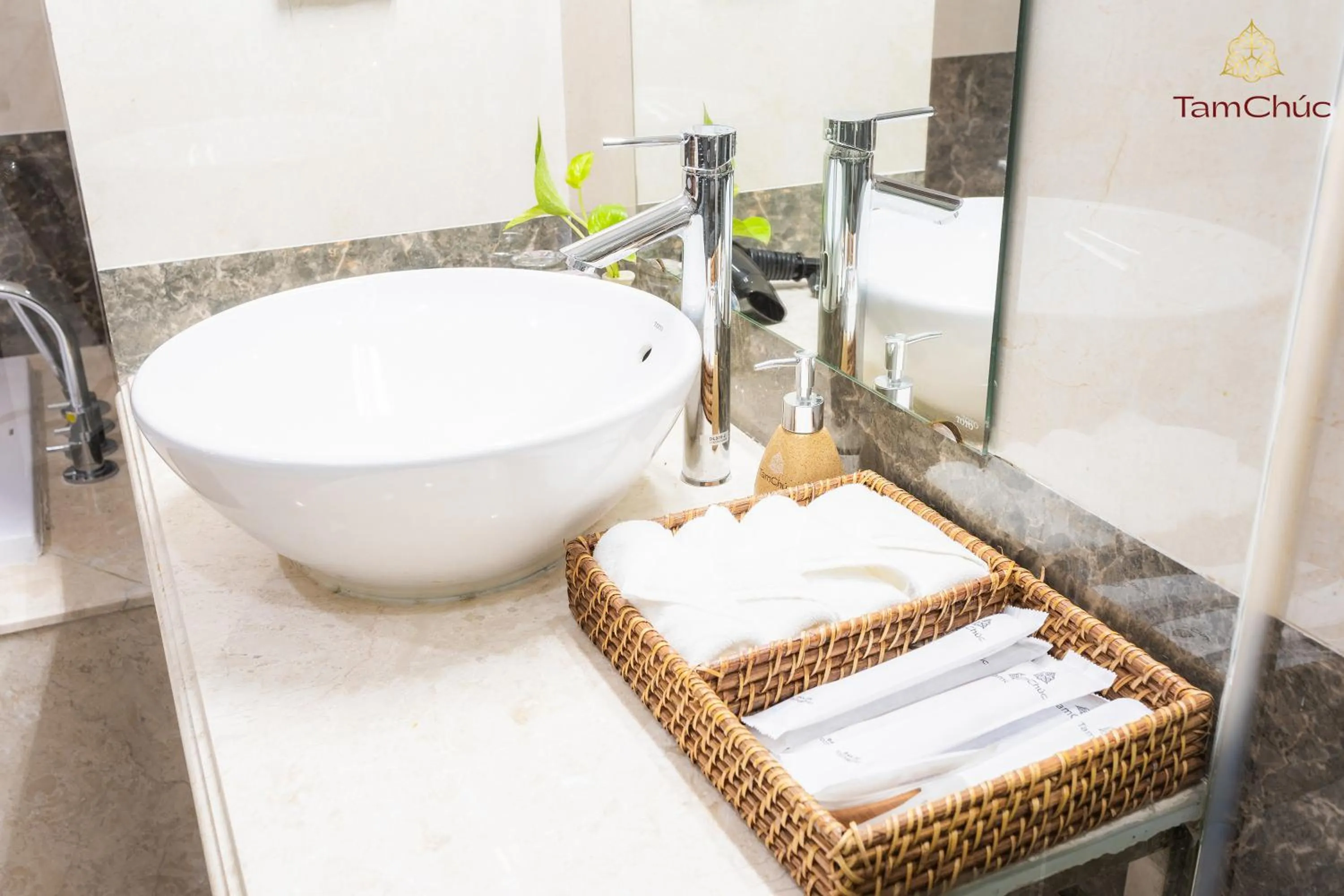 Shower in Tam Chuc Complex