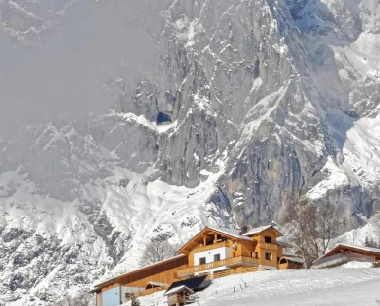 Property building in Gut Stein Panoramalodge