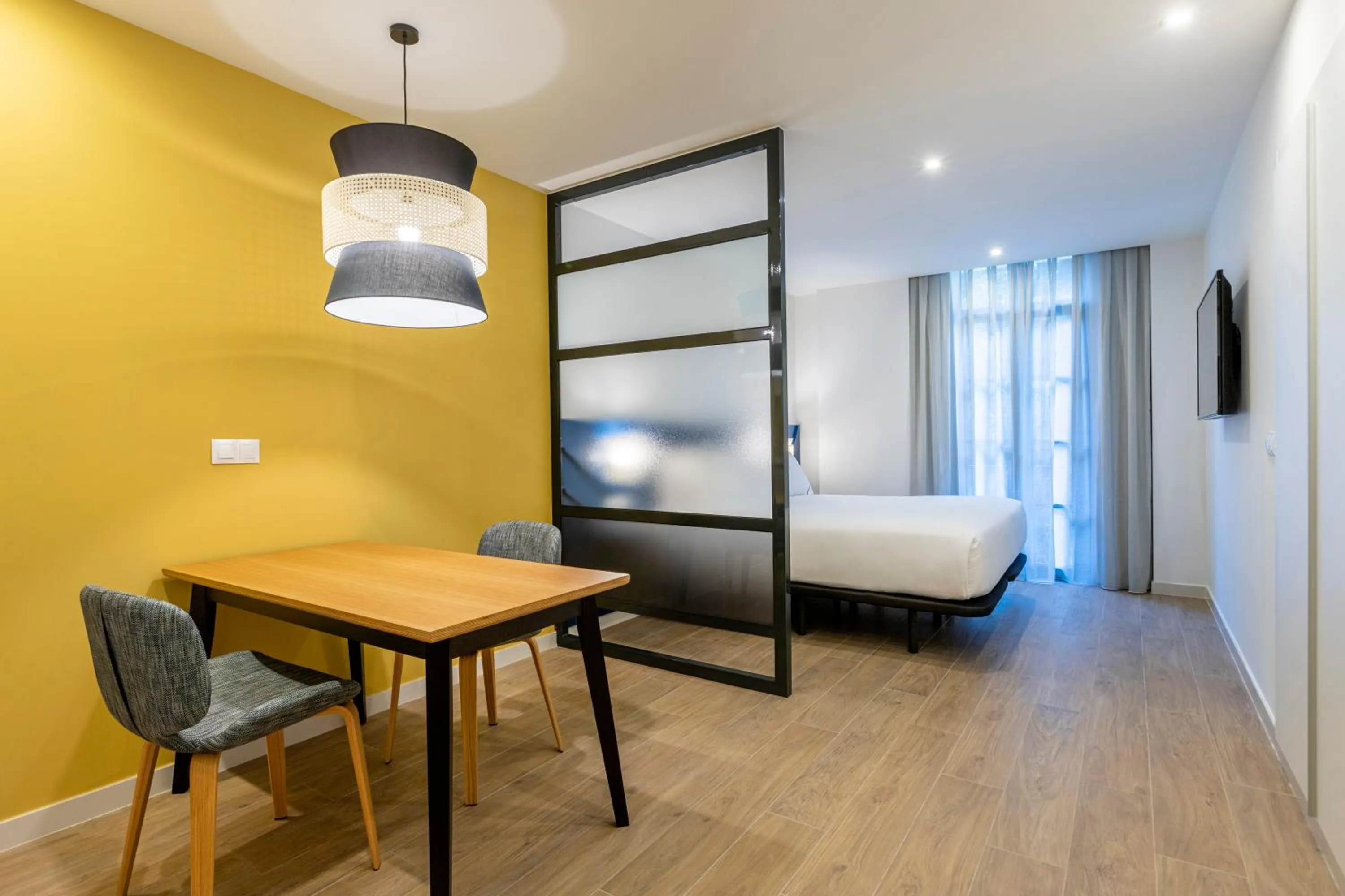 Living room, Bed in Tandem Portal De Elche