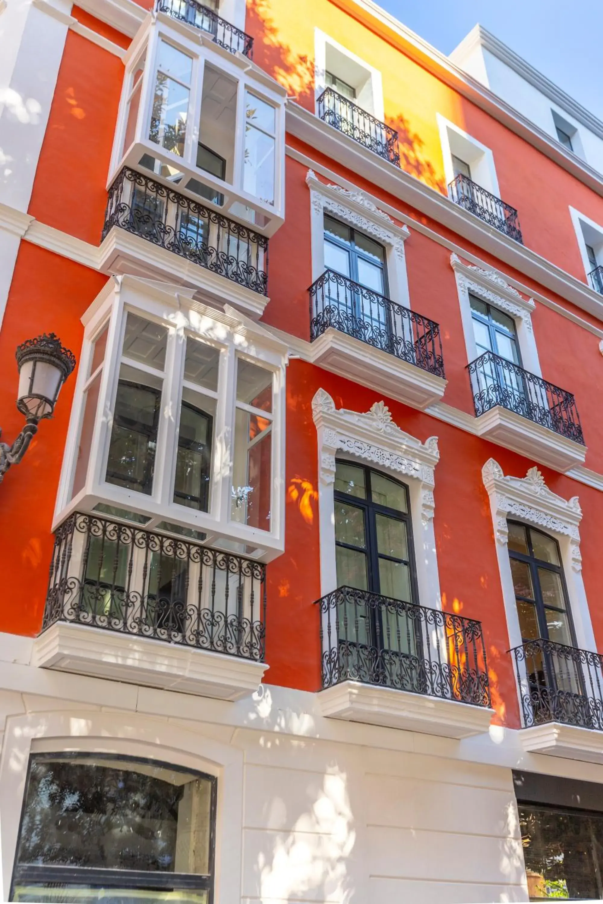 Property building in Tandem Portal De Elche Property building in Tandem Portal De Elche