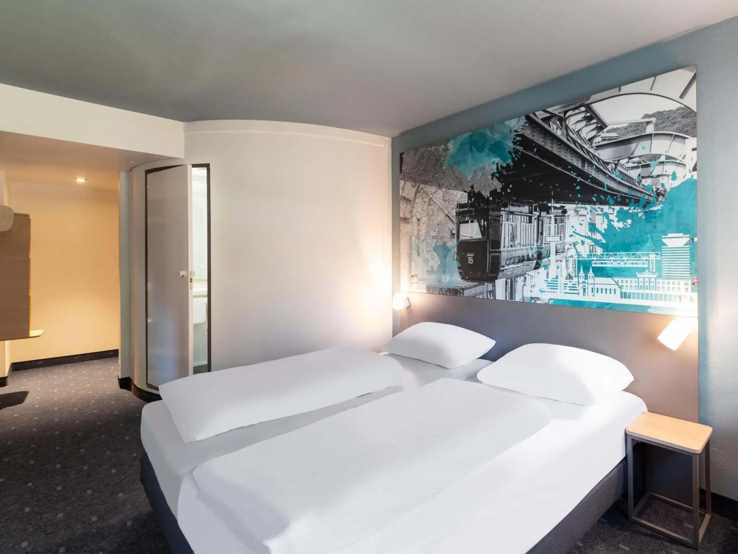 Photo of the whole room, Bed in B&B HOTEL Wuppertal-City Photo of the whole room, Bed in B&B HOTEL Wuppertal-City