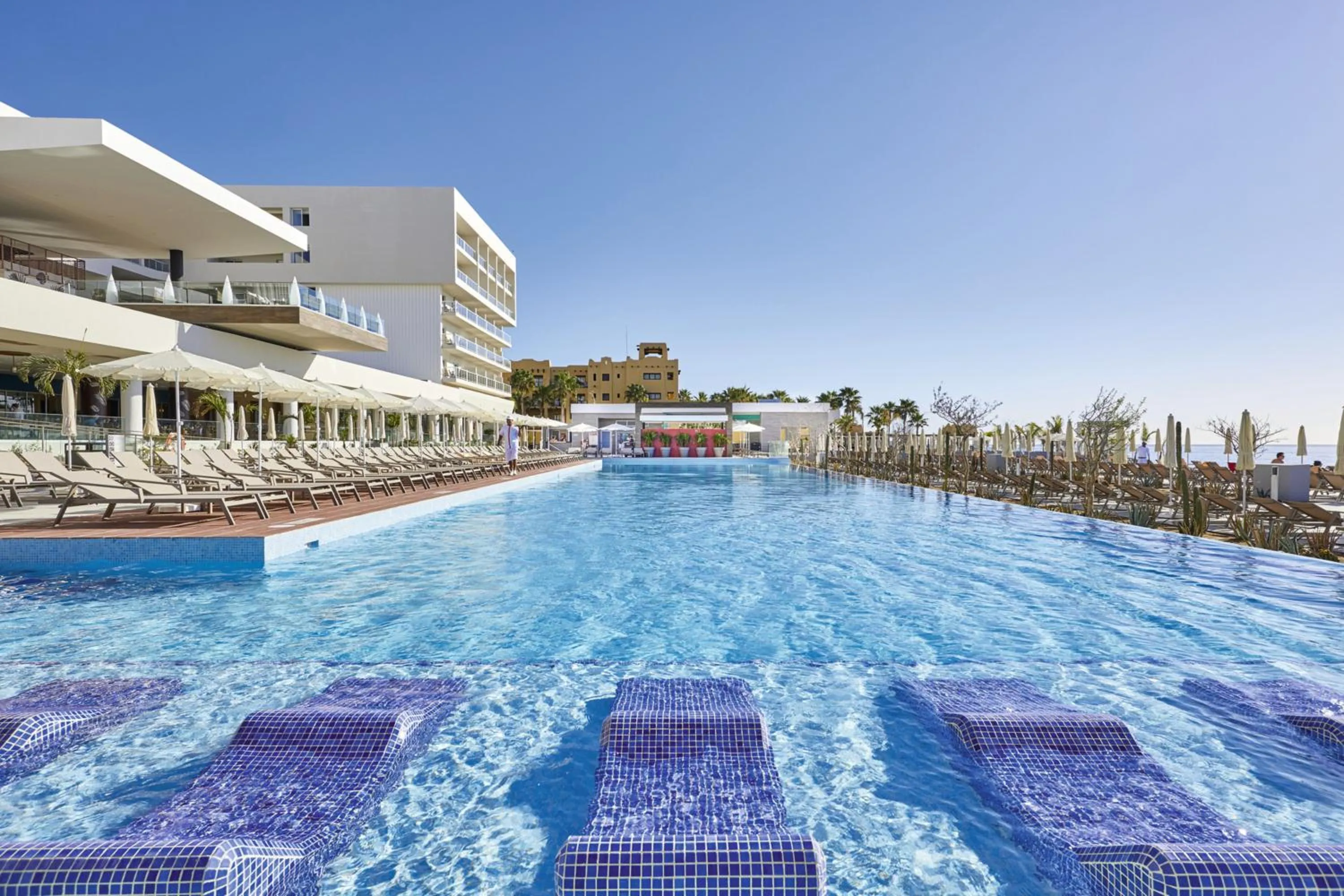 Swimming pool in Riu Palace Baja California - Adults Only - All Inclusive