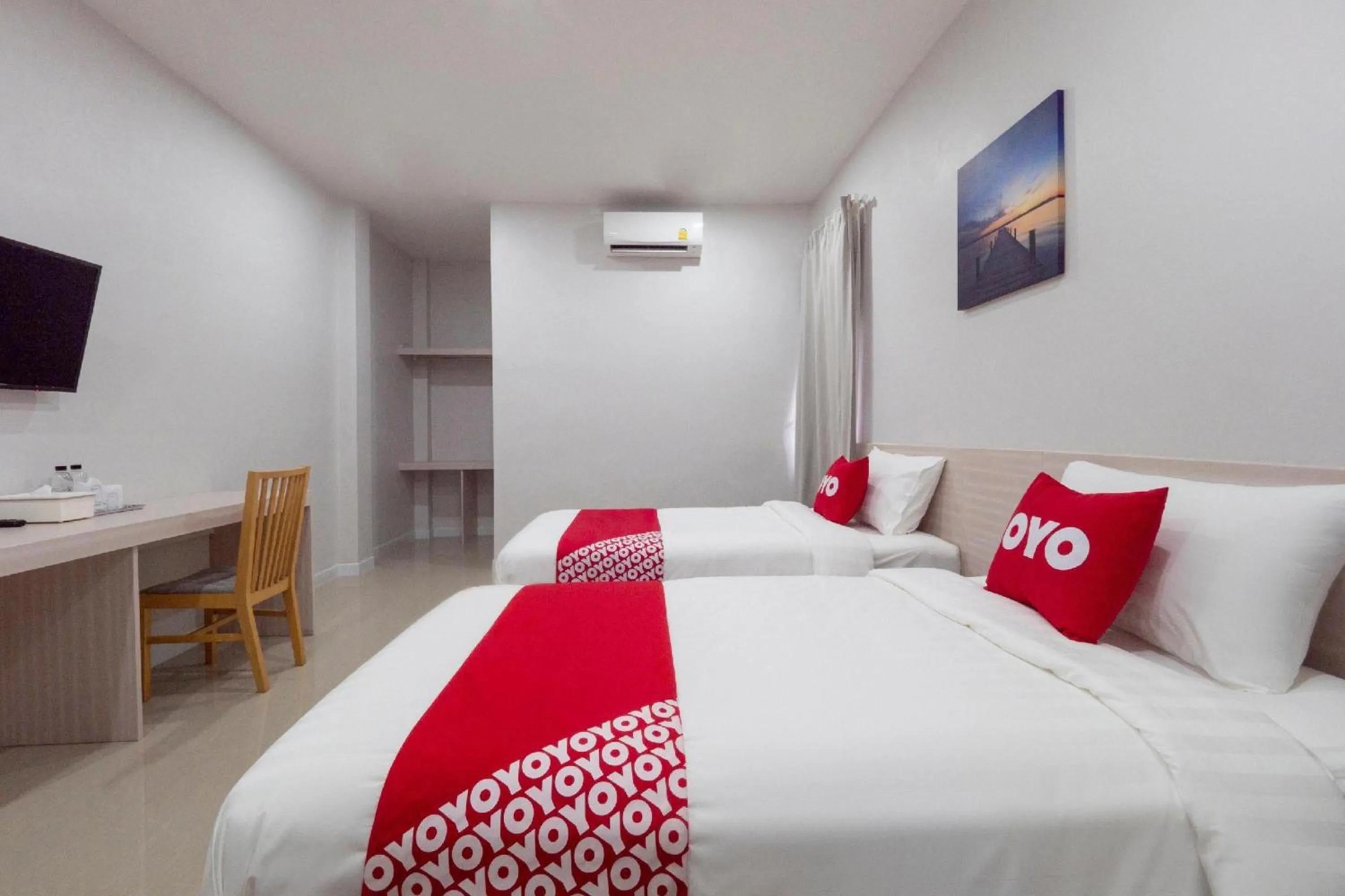 Photo of the whole room, Bed in Capital O 75378 Thawapee Resort