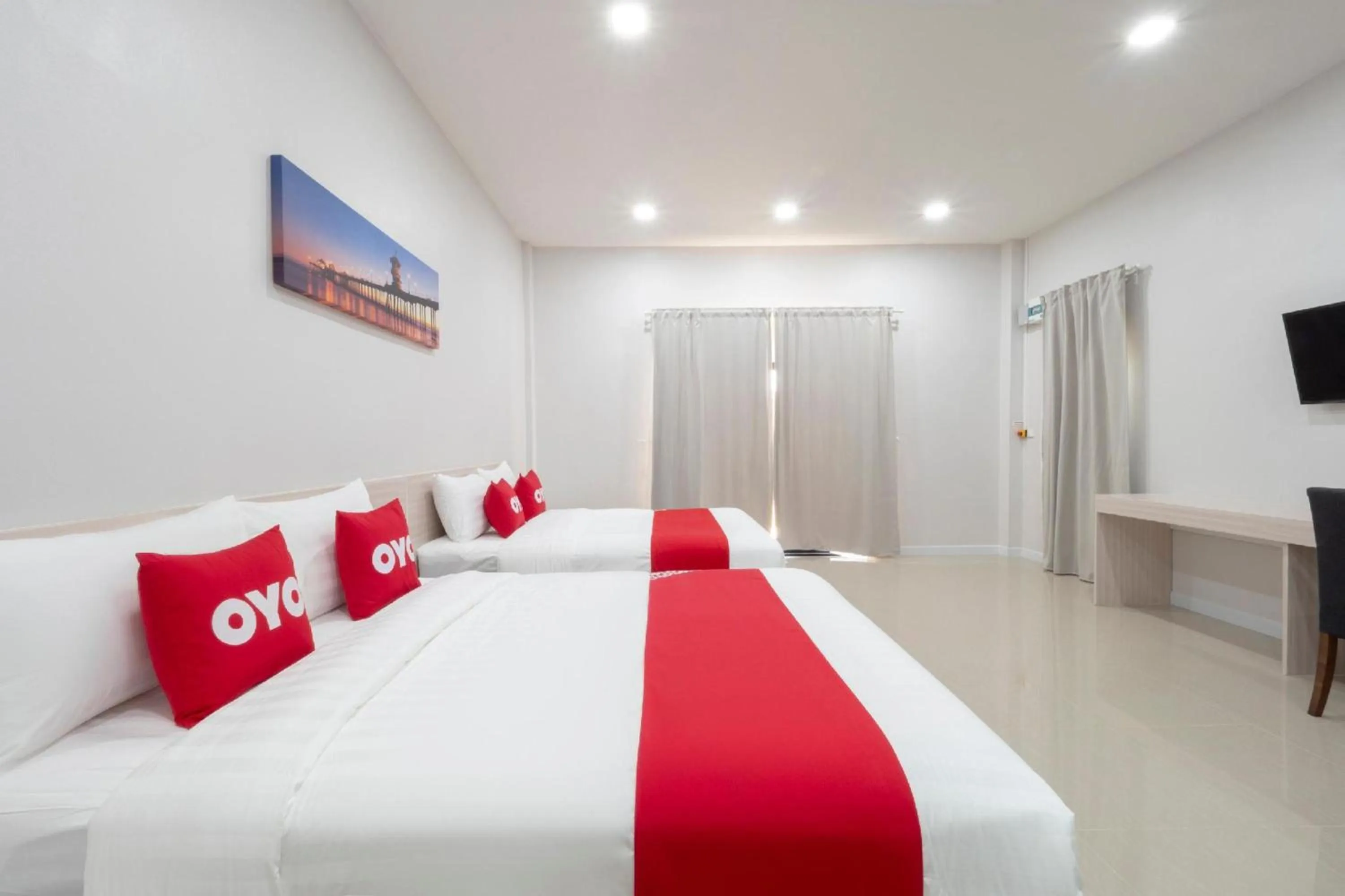 View (from property/room), Bed in Capital O 75378 Thawapee Resort