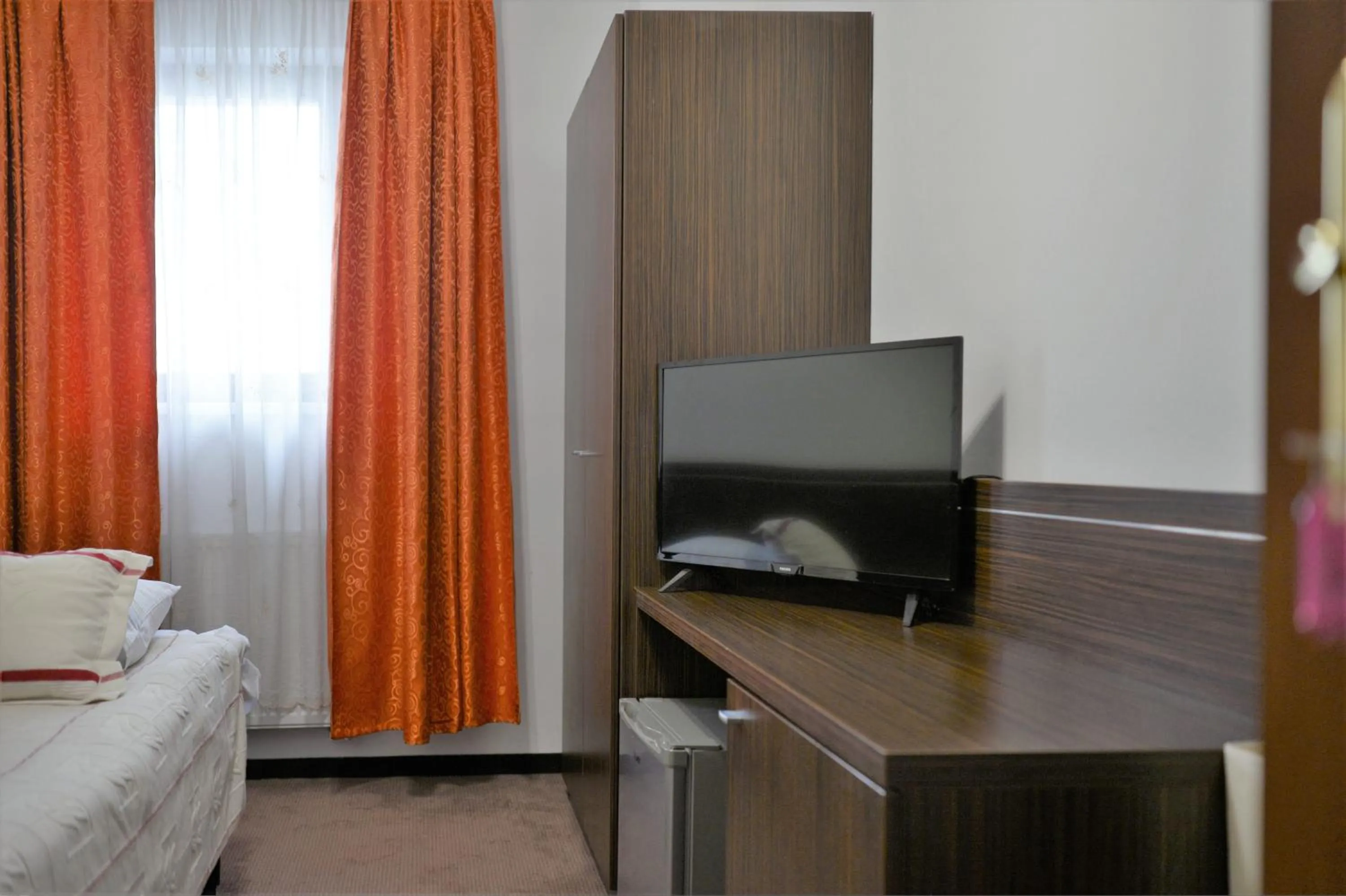 TV and multimedia, Bed in Gościniec Czarci Młyn