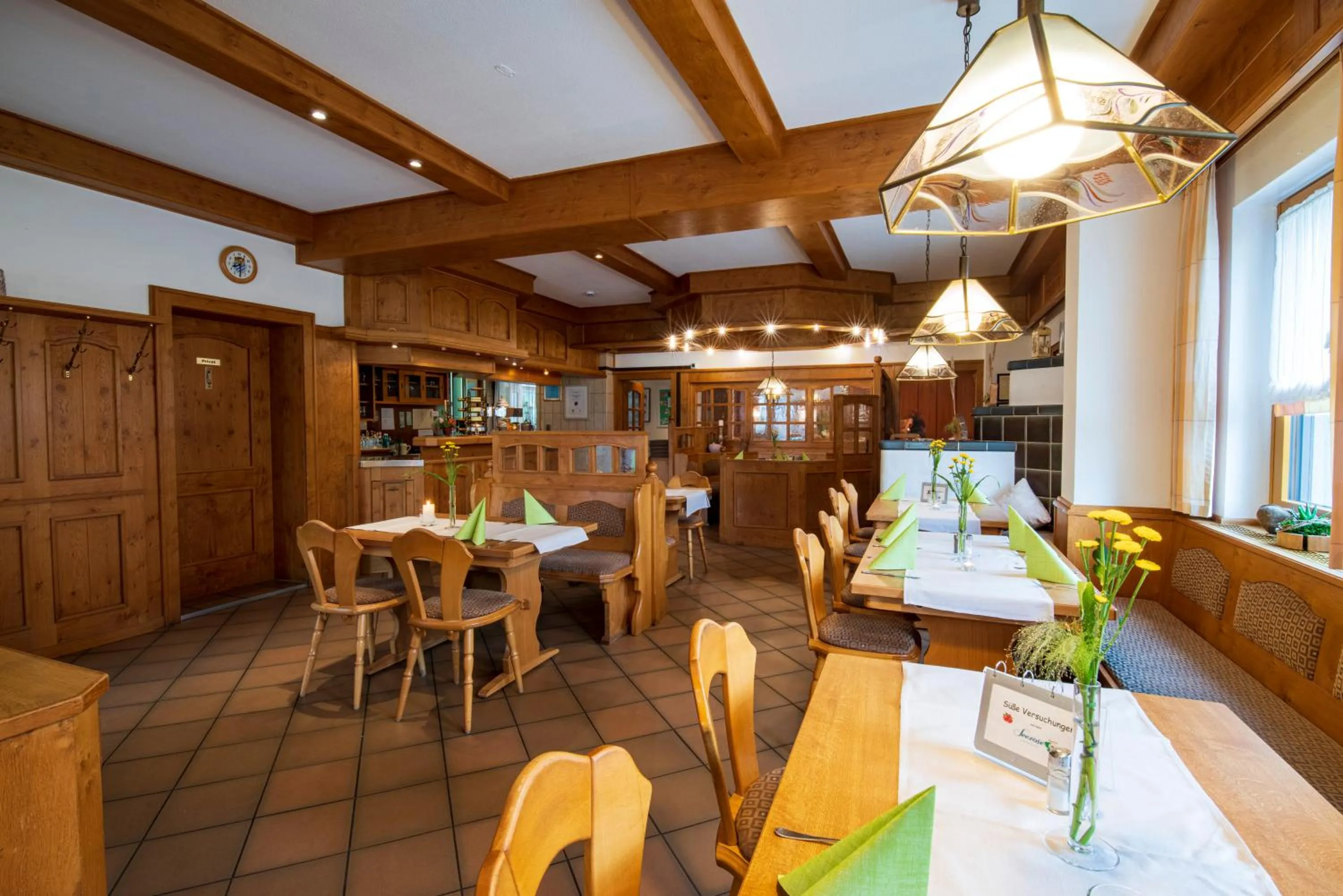 Restaurant/places to eat in Landhotel Seerose