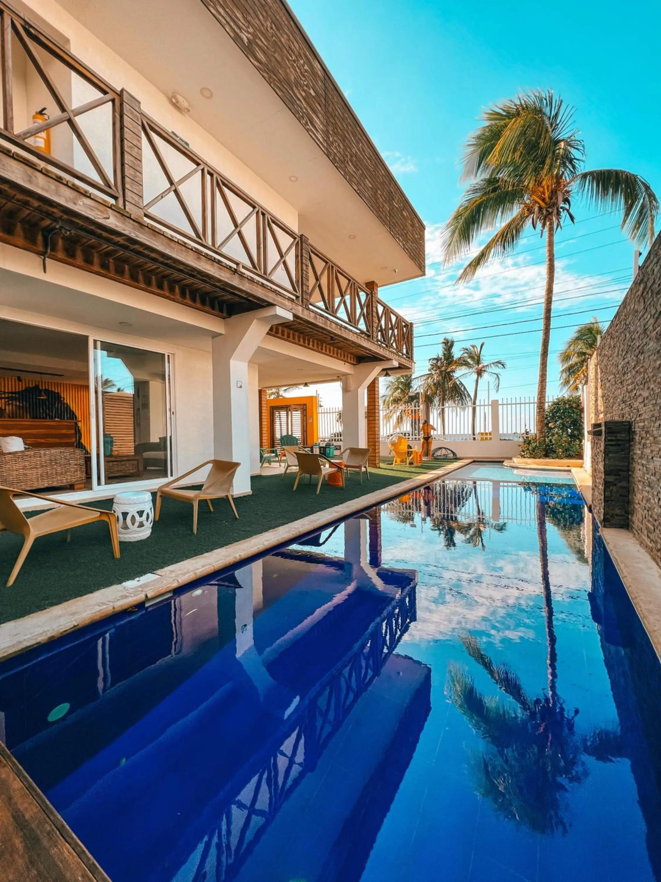 Swimming pool in In Di House of Reggae Boutique