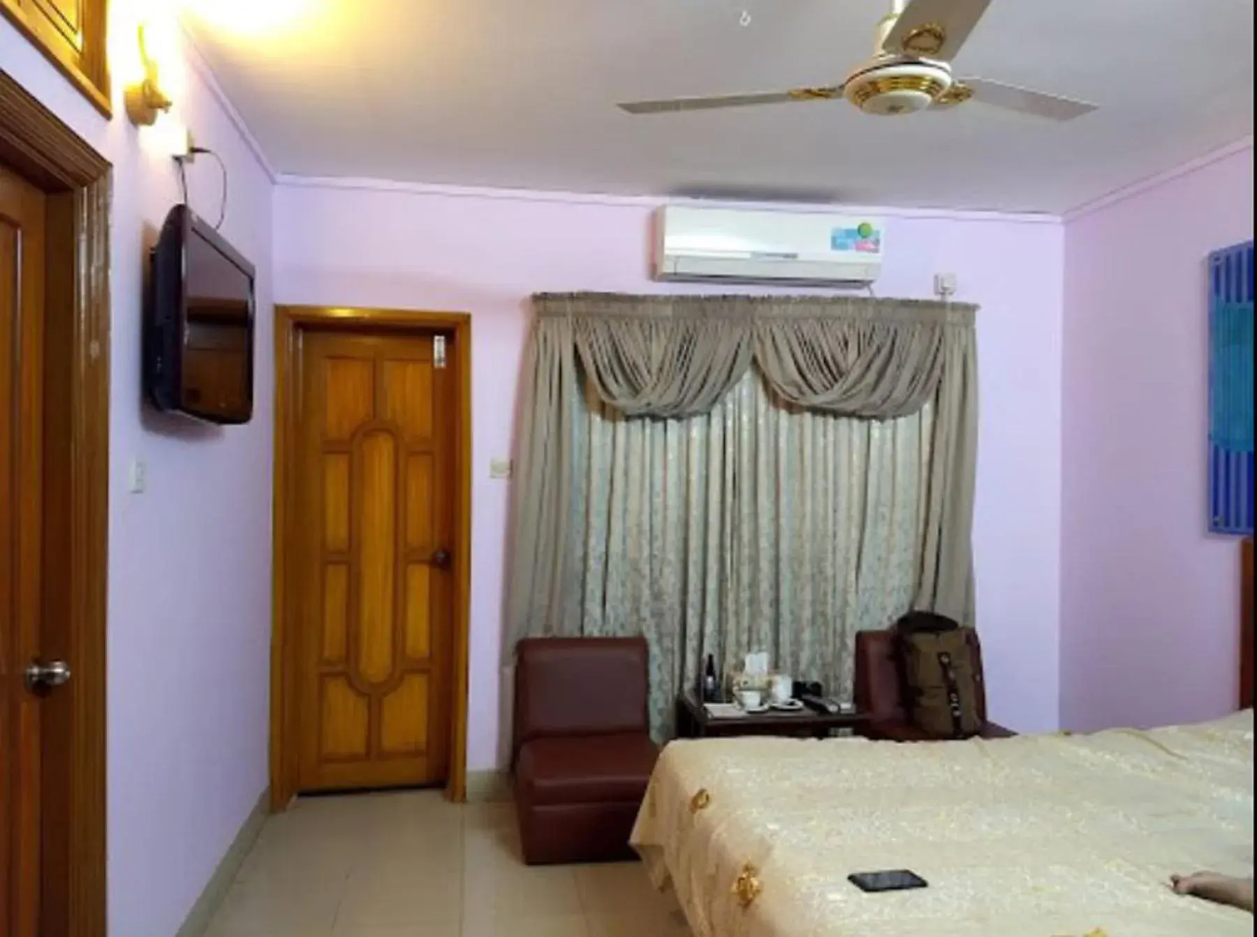 Bed in Naba Inn Bed in Naba Inn