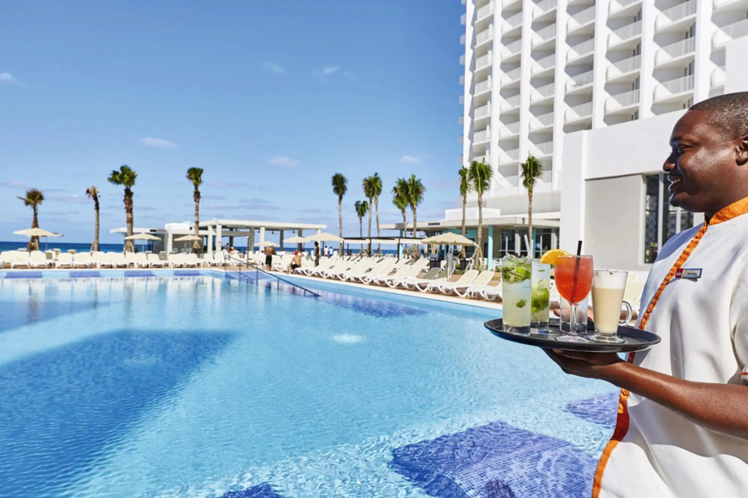 Swimming pool in Riu Palace Paradise Island - Adults Only - All Inclusive Swimming pool in Riu Palace Paradise Island - Adults Only - All Inclusive