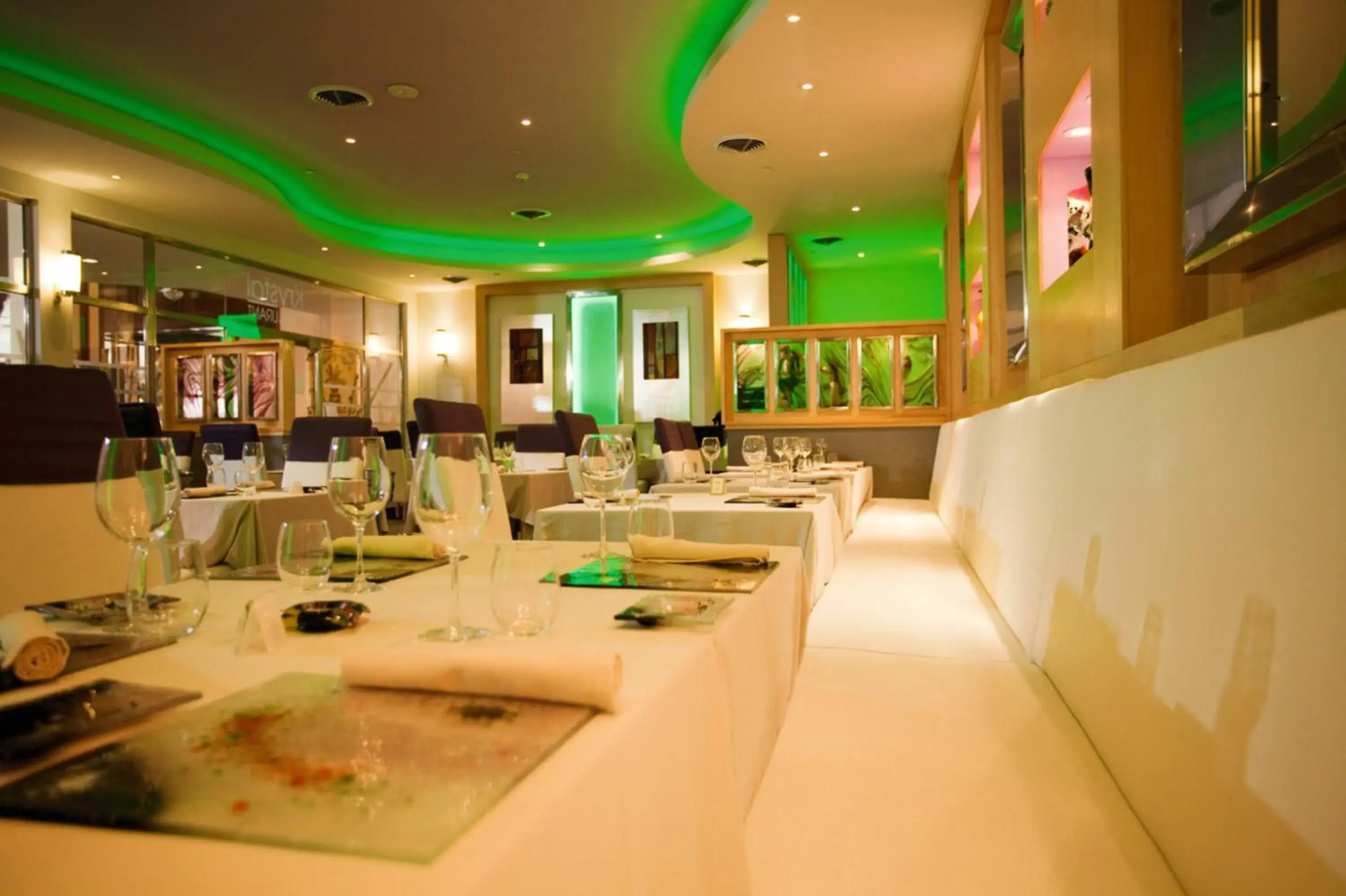 Restaurant/places to eat in Riu Palace Paradise Island - Adults Only - All Inclusive Restaurant/places to eat in Riu Palace Paradise Island - Adults Only - All Inclusive