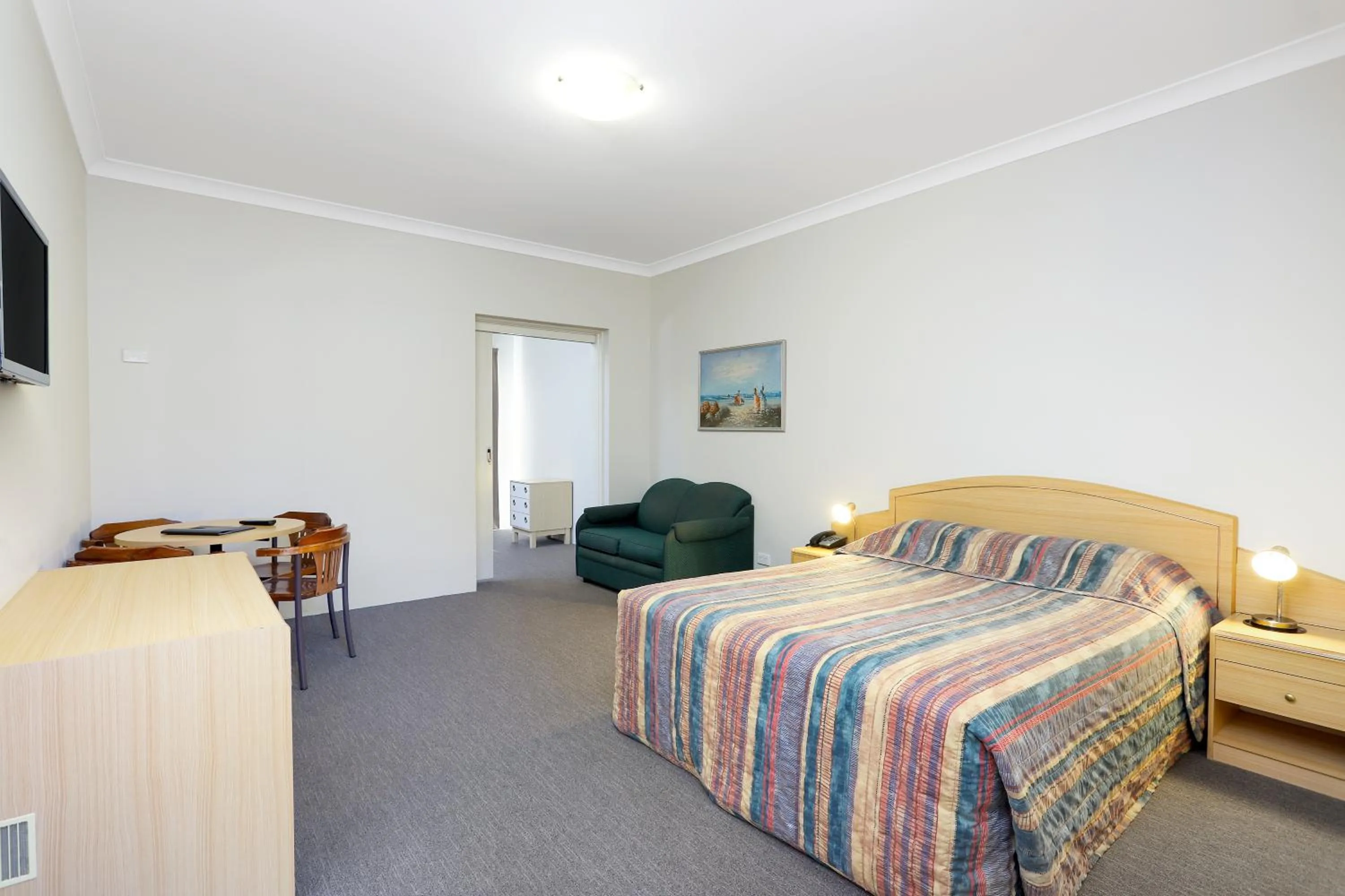 Family, Bed in Gateway Motel