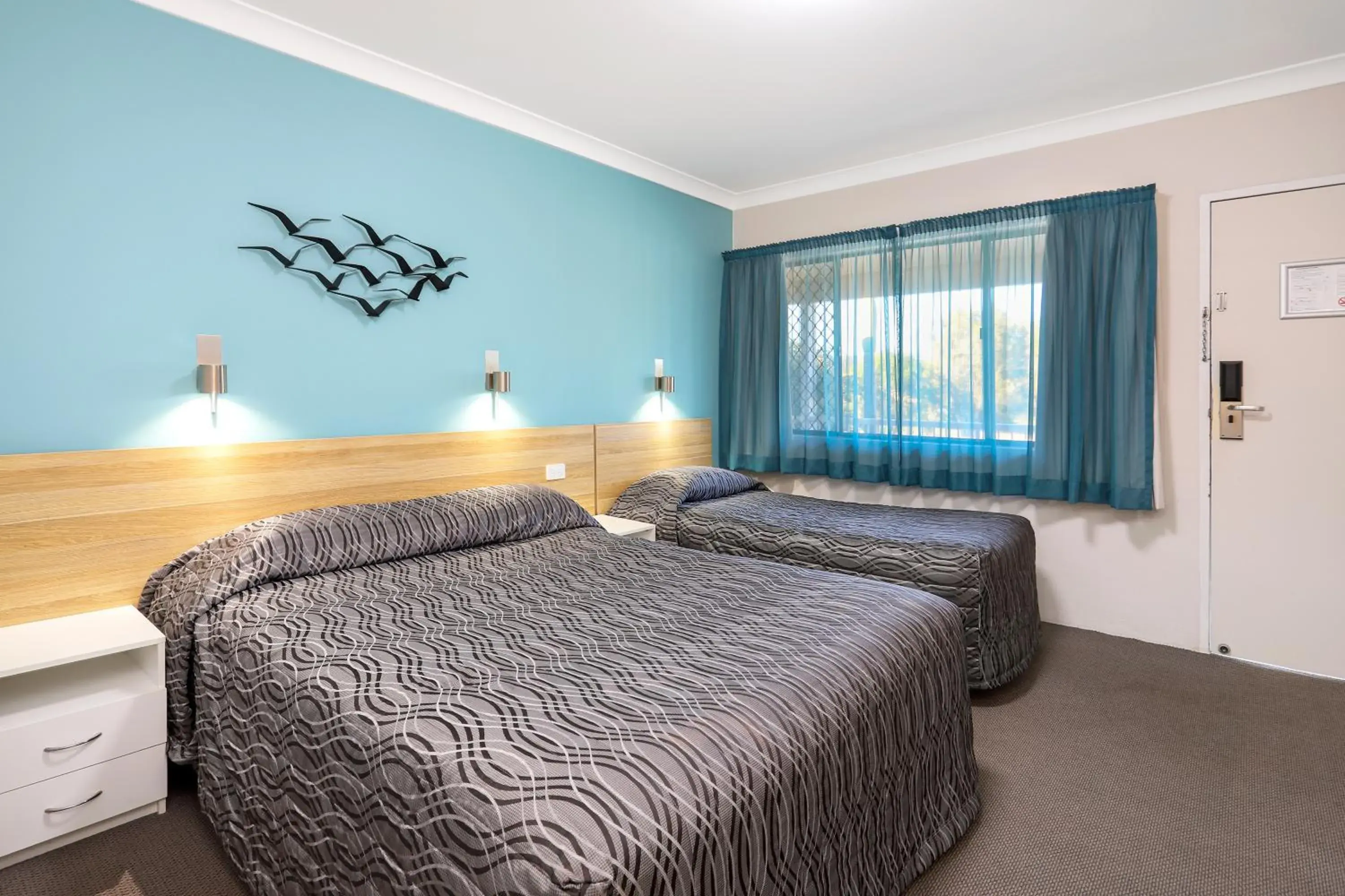 Standard Twin Room in Gateway Motel Standard Twin Room in Gateway Motel