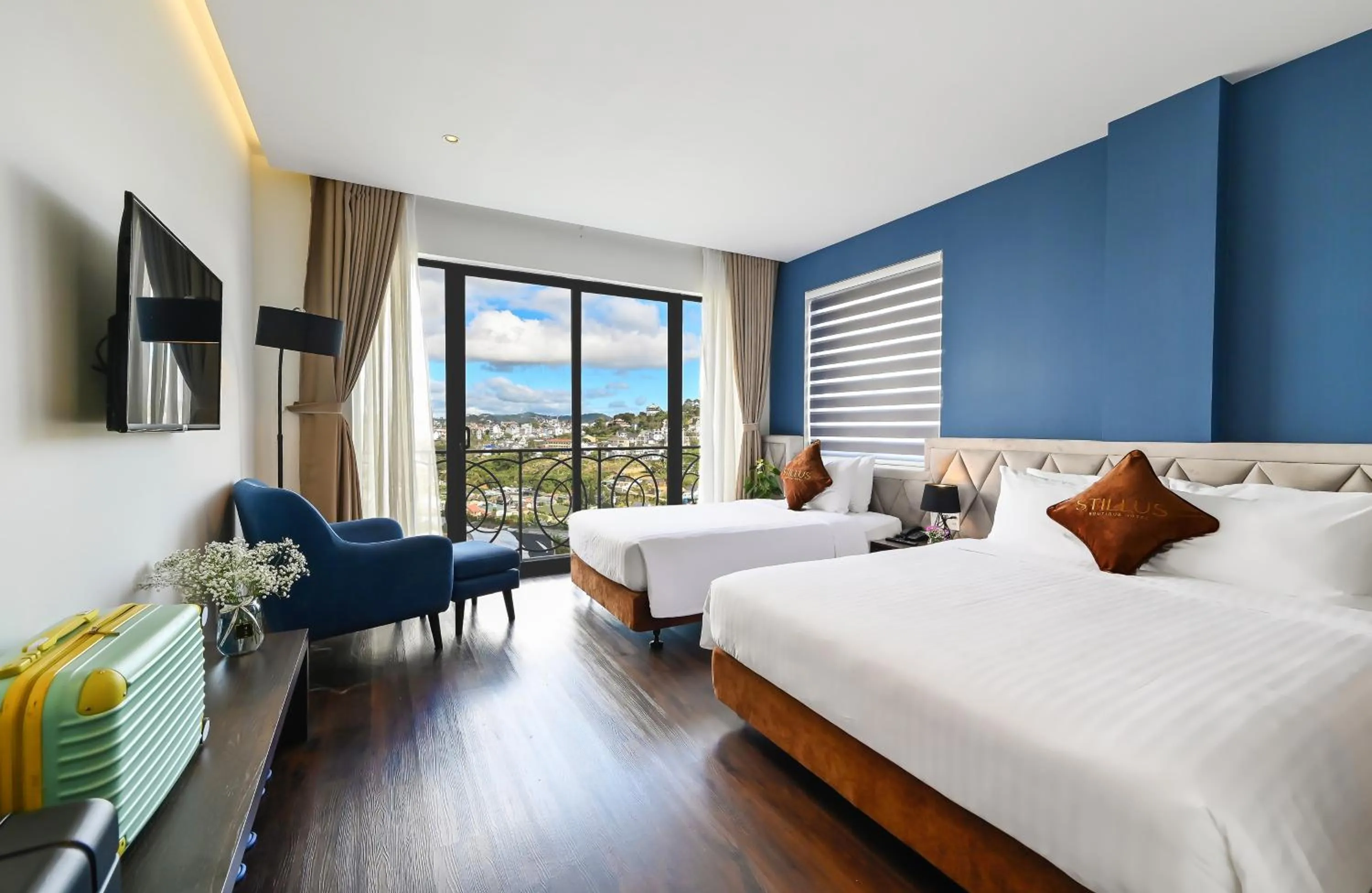 City view, Bed in Stillus Boutique Hotel Dalat