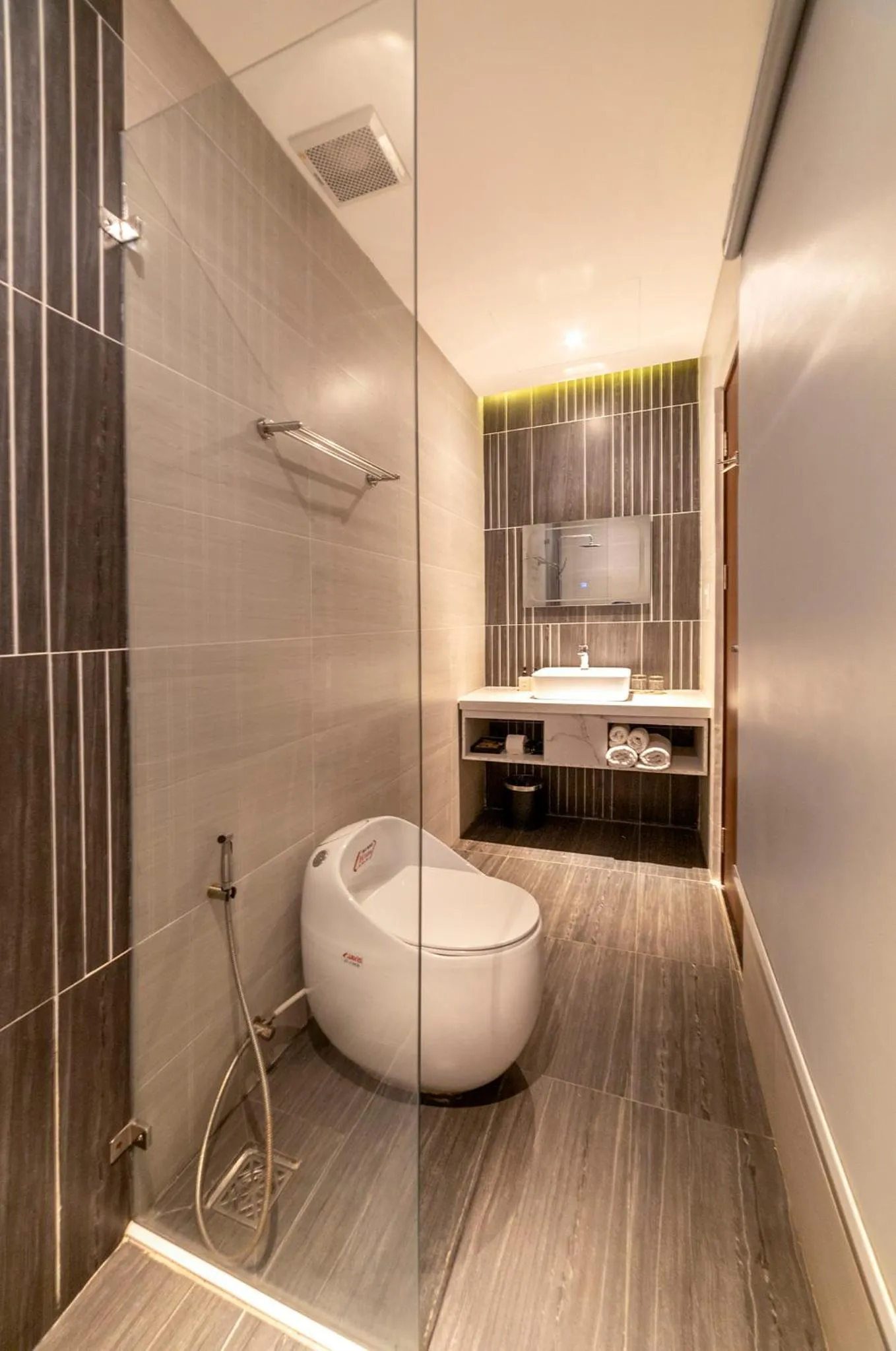 Shower in Stillus Boutique Hotel Dalat