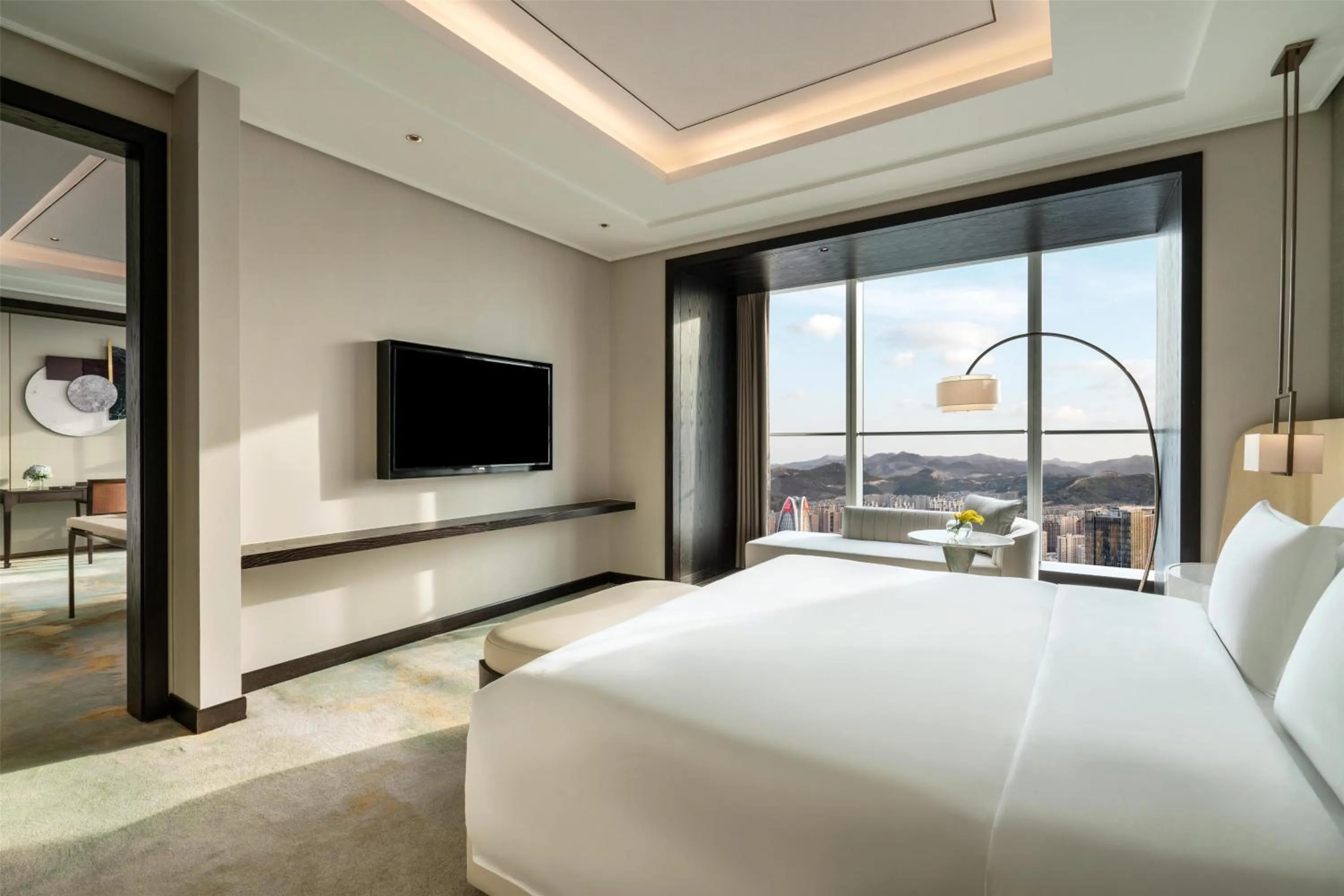 Photo of the whole room, Bed in Kempinski Hotel Jinan