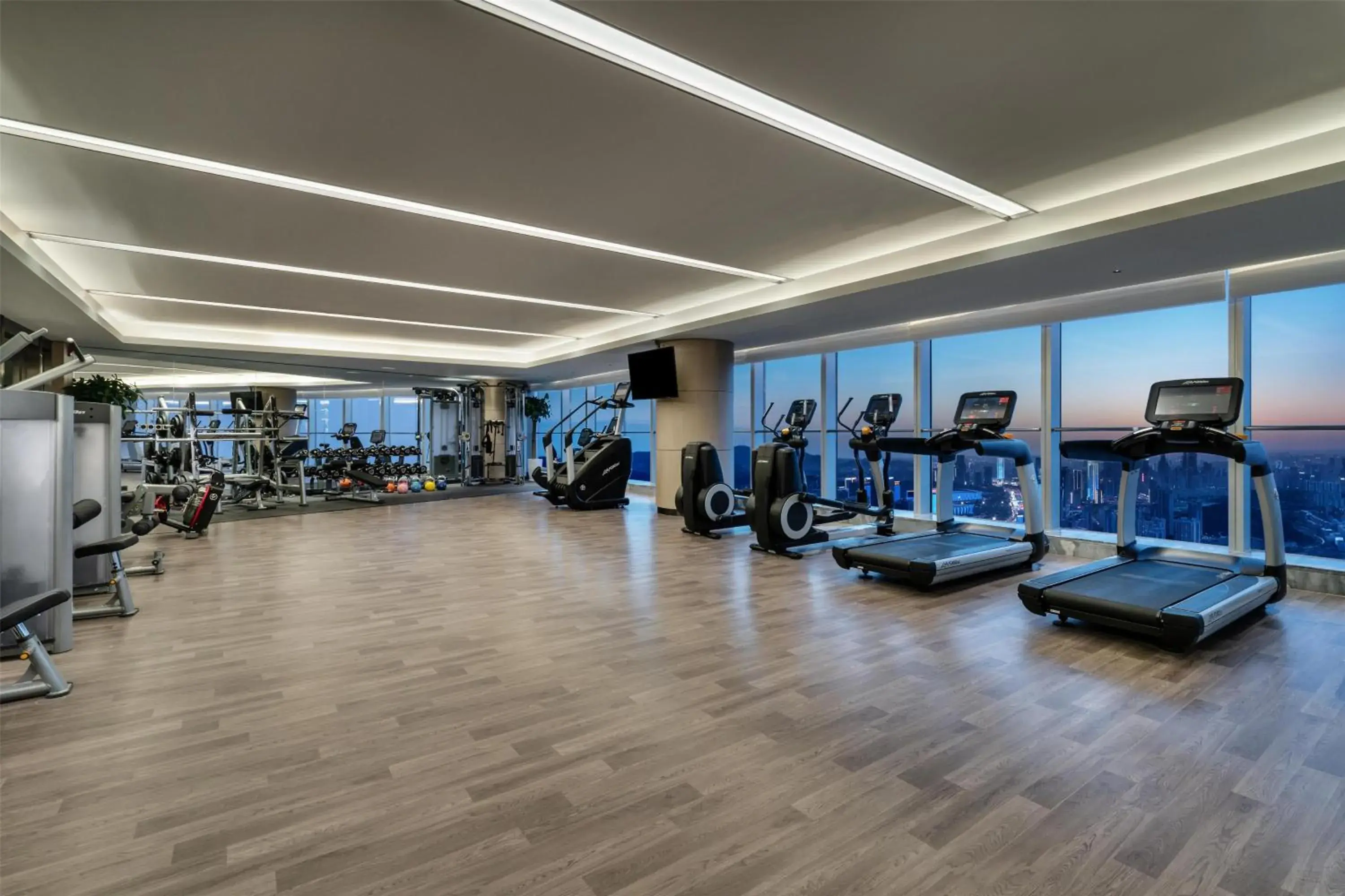 Fitness centre/facilities in Kempinski Hotel Jinan Fitness centre/facilities in Kempinski Hotel Jinan