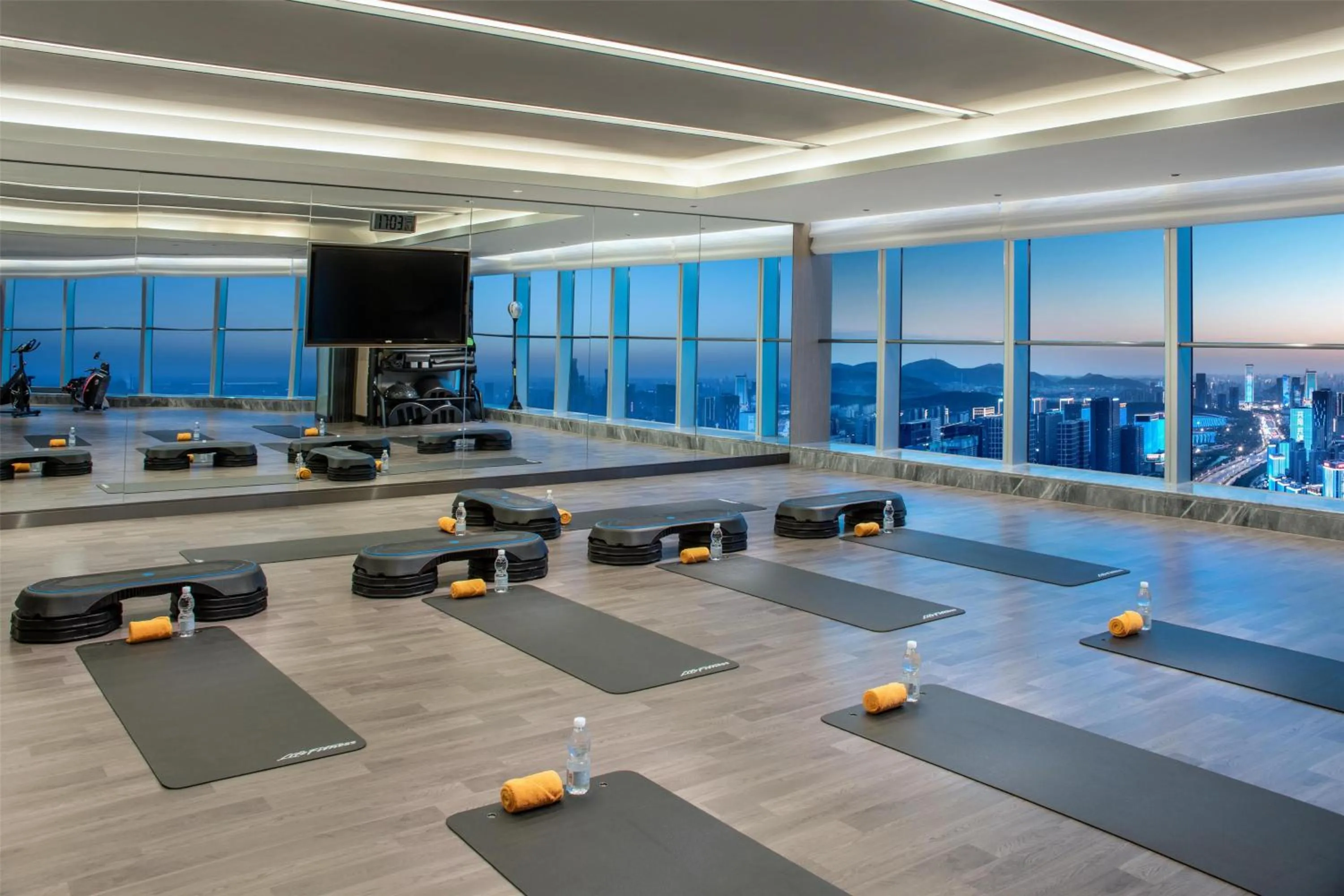 Fitness centre/facilities in Kempinski Hotel Jinan