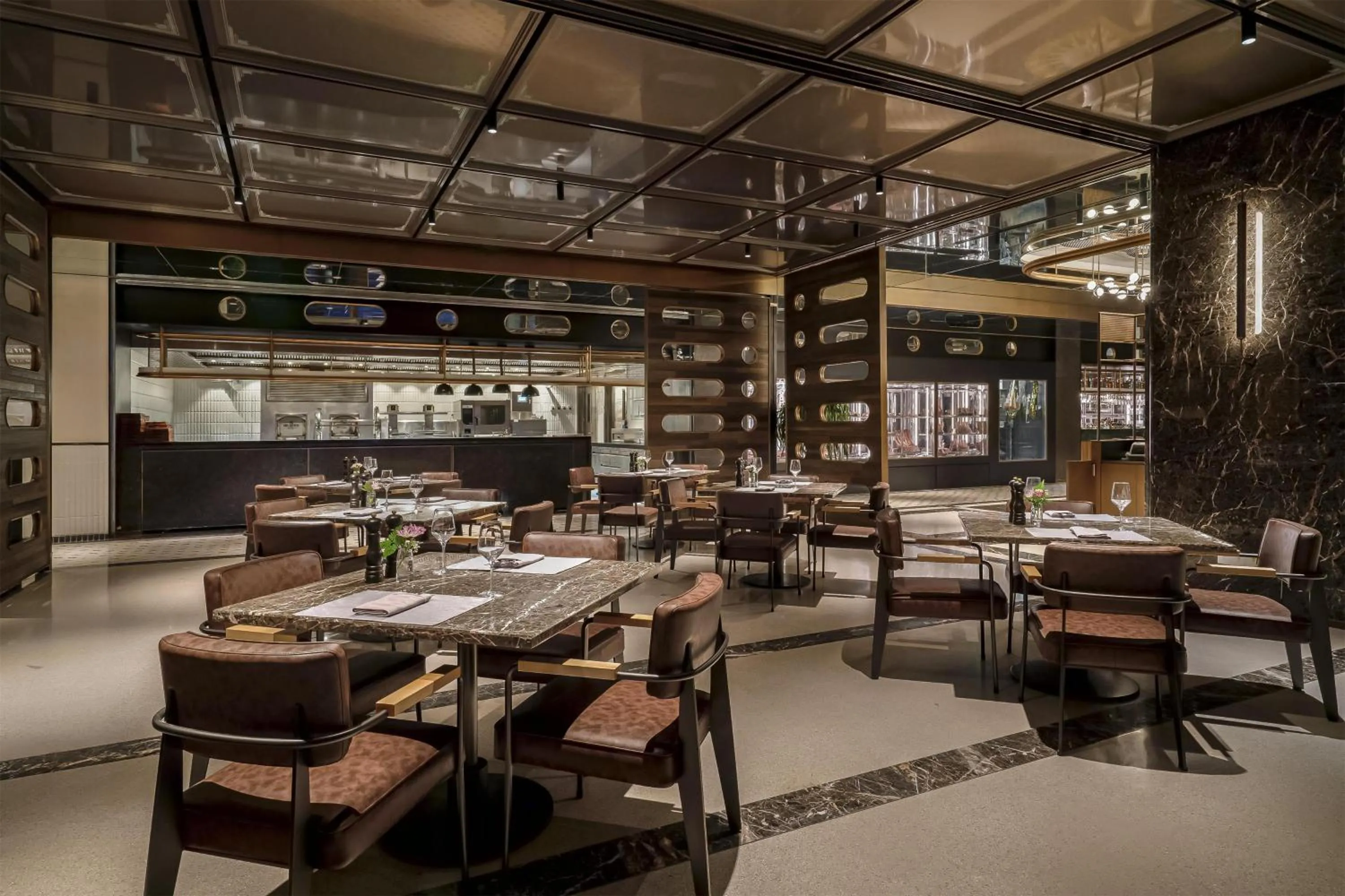 Restaurant/places to eat in Kempinski Hotel Jinan