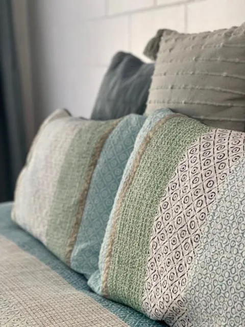 Bed in Bungalow Motel Gilgandra