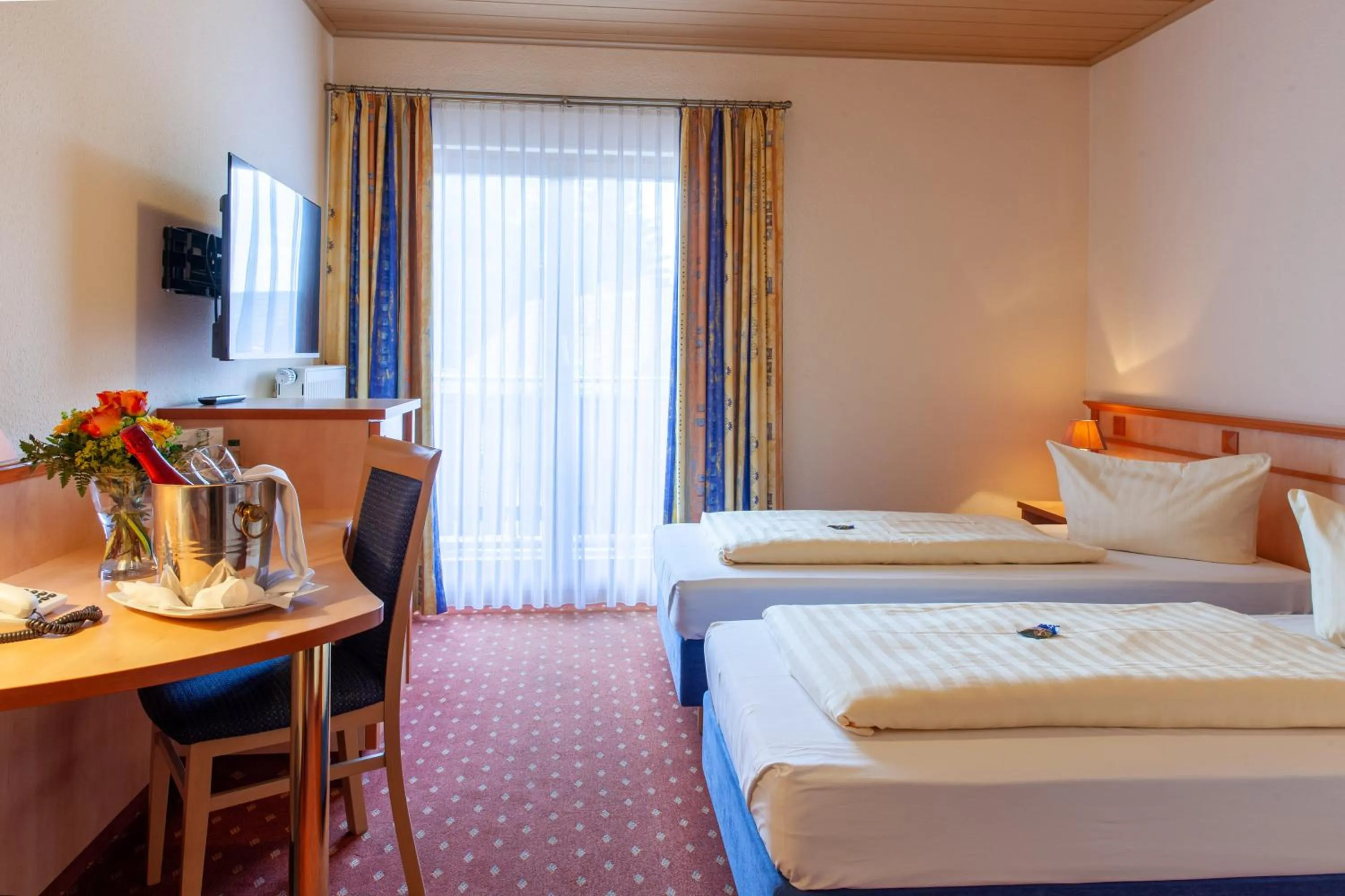 Bed in Landgasthof 'Zur Quelle'