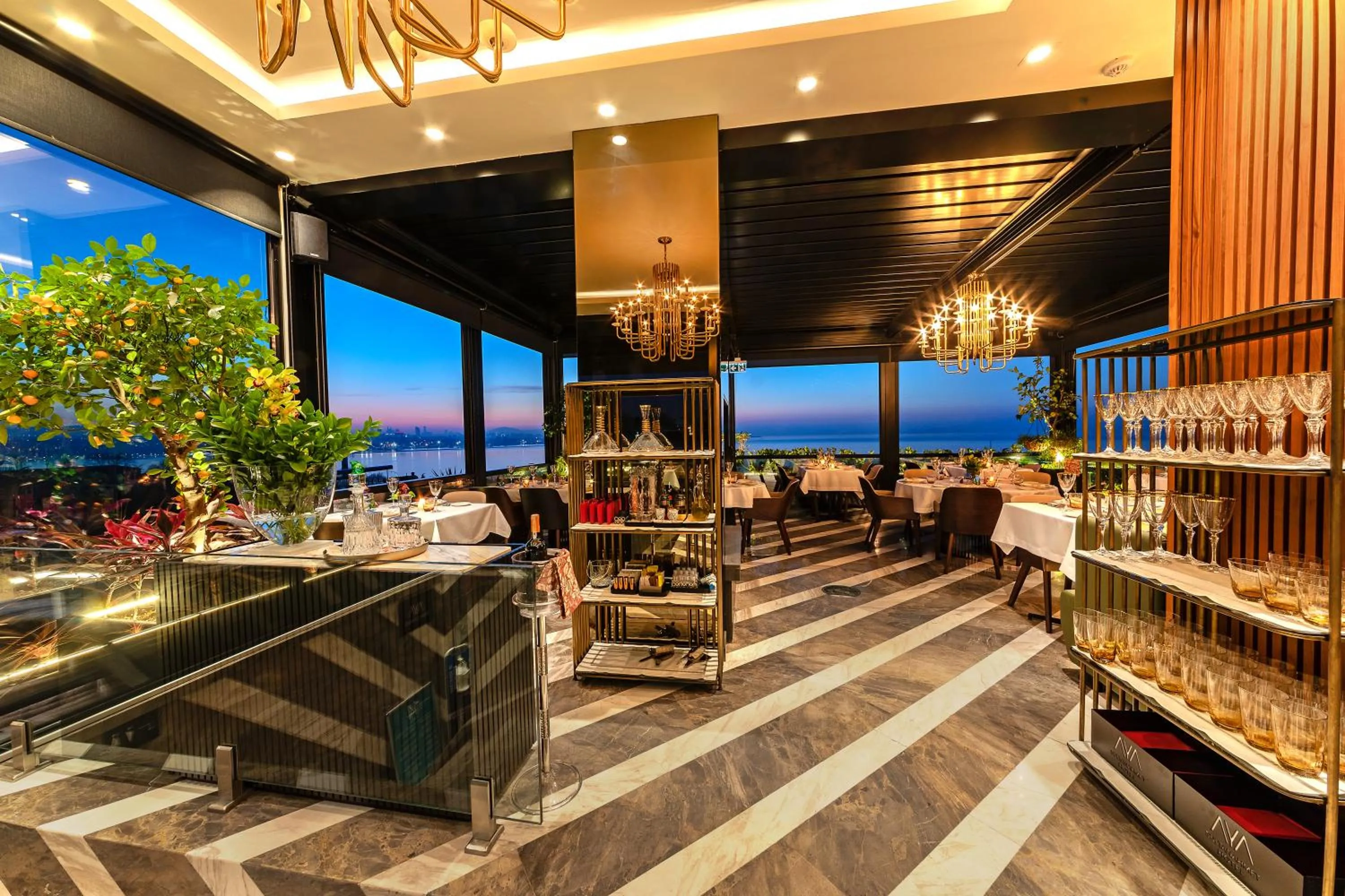 Restaurant/places to eat in Aya Sultanahmet Hotel