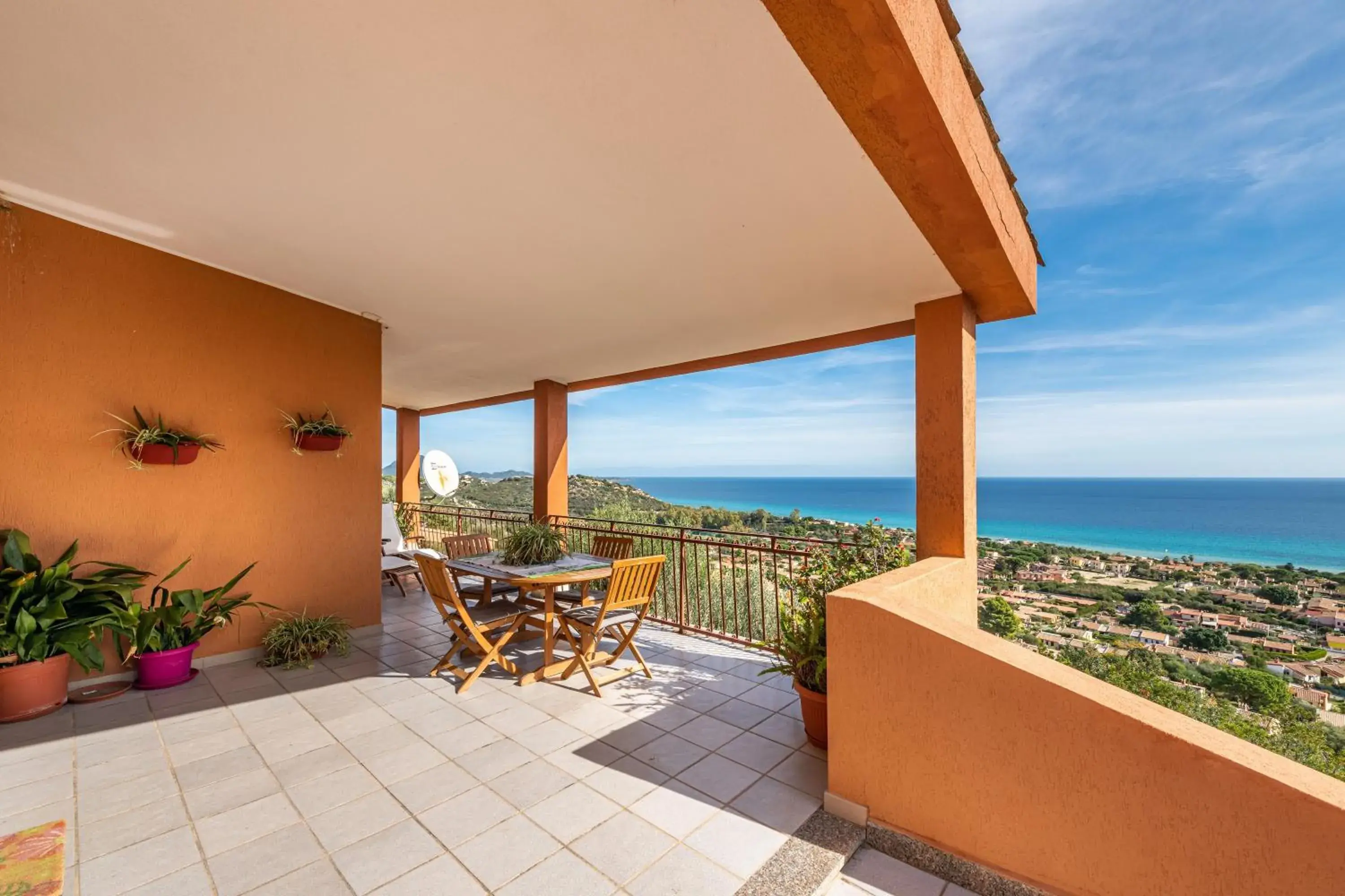 Villa with Sea View in Villa Onofrio Villa with Sea View in Villa Onofrio