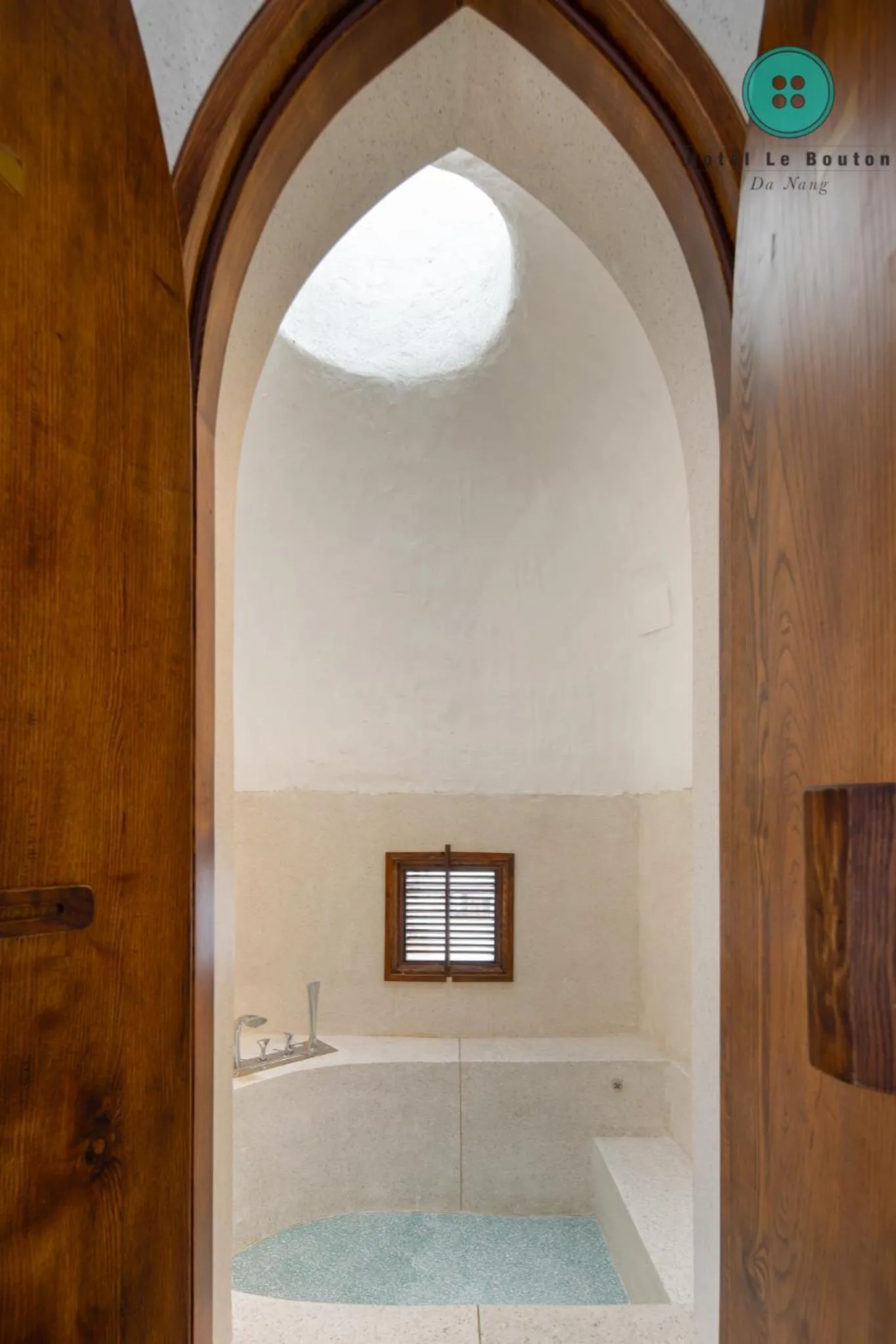 Bathroom in Hotel Le Bouton